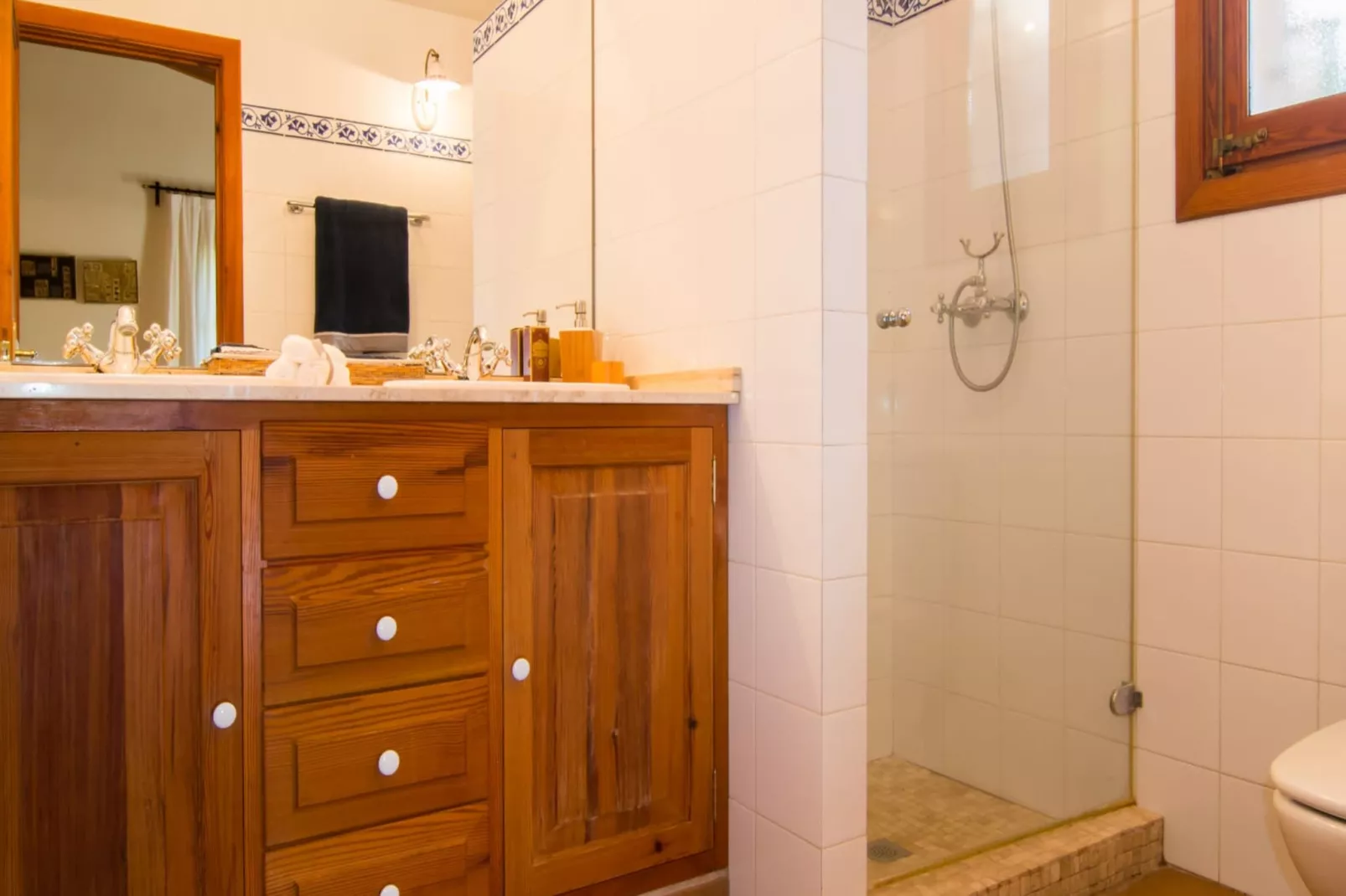 Son Beltran, House 5StarsHome Mallorca-Badkamer