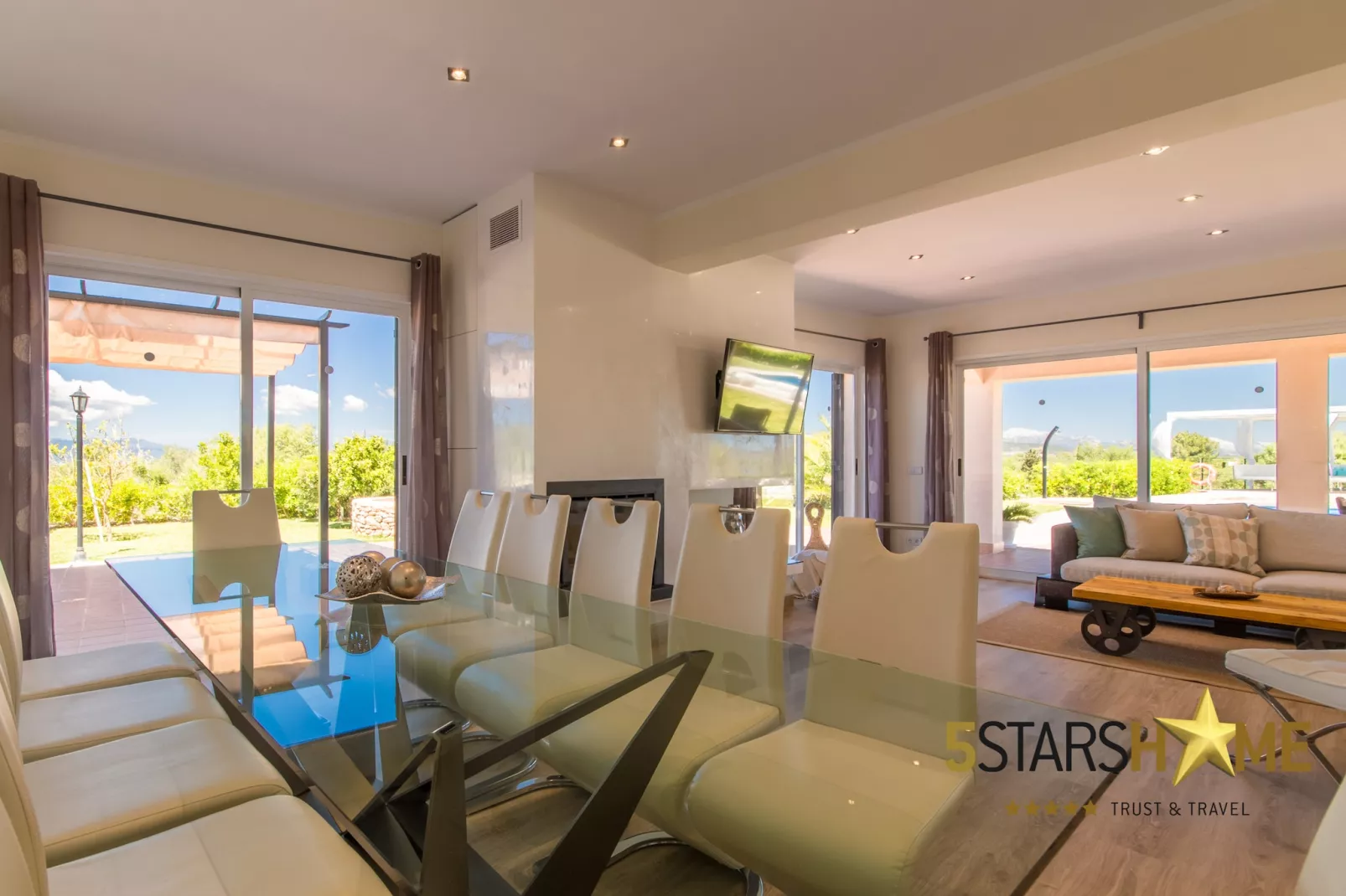 La Tierra, Villa-Finca 5StarsHome Mallorca-Woonkamer