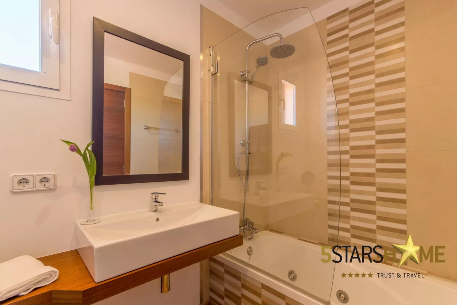 La Tierra, Villa-Finca 5StarsHome Mallorca-Badkamer
