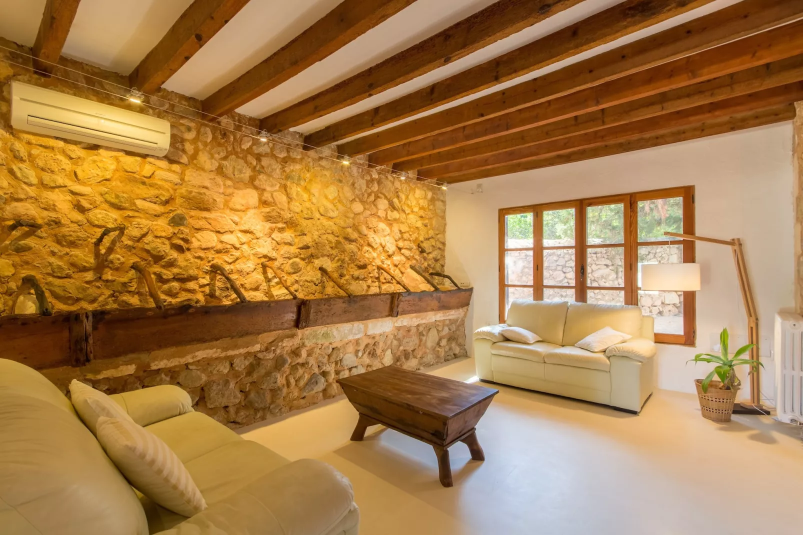 Es Rafal Vell de Buger, Finca 5StarsHome Mallorca-Woonkamer