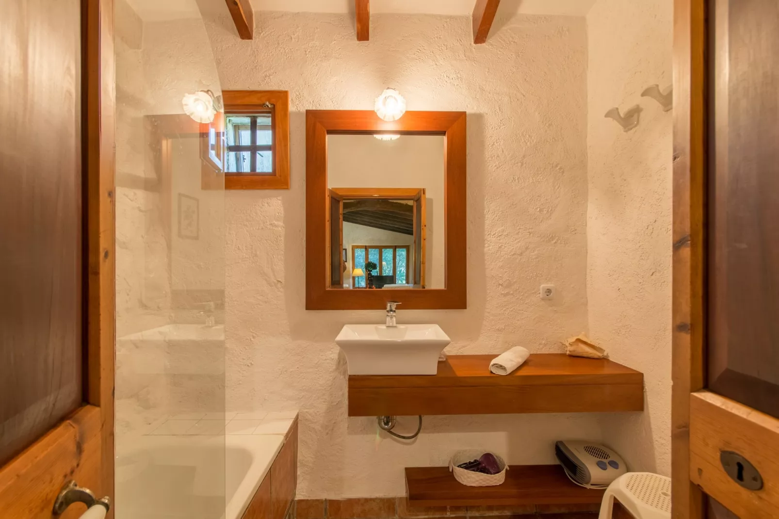 Es Sestadors de Buger, Finca 5StarsHome Mallorca-Badkamer