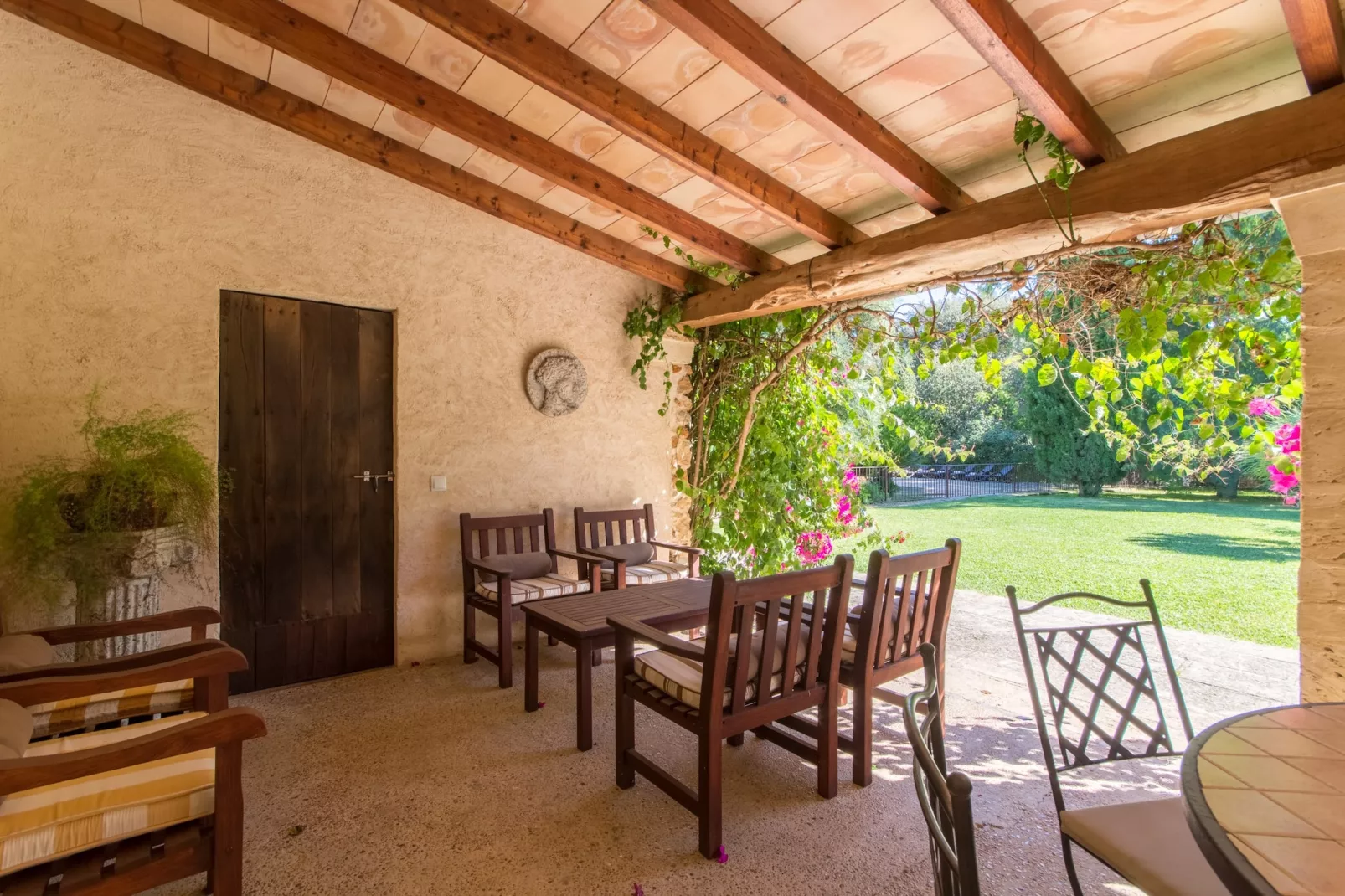 Es Sestadors de Buger, Finca 5StarsHome Mallorca-Terrasbalkon