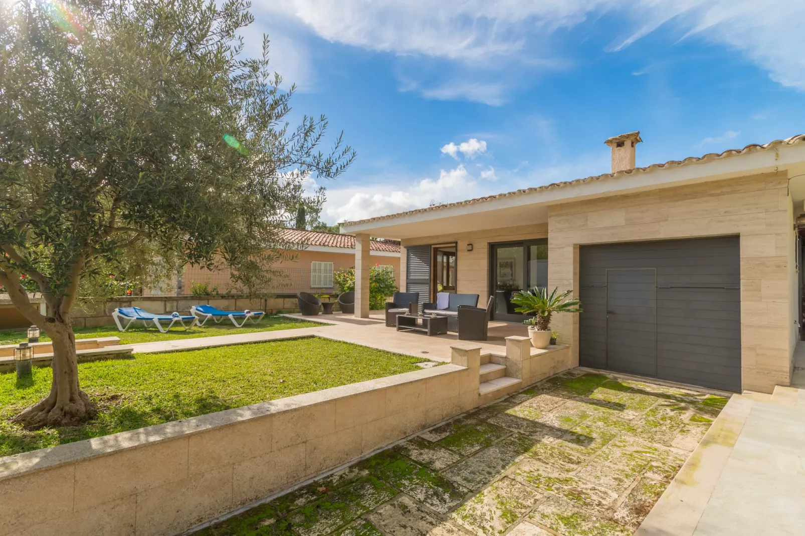 Aguiles 7 ,Beach House 5StarsHome Mallorca-Tuinen zomer