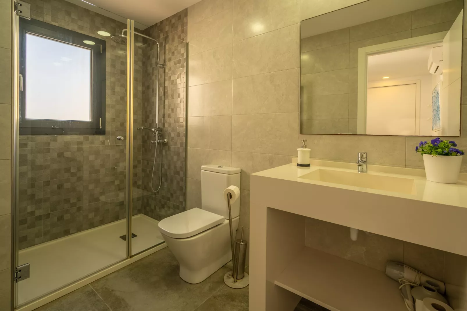 Son Serra Paradise, Beach House 5StarsHome Mallorc-Badkamer