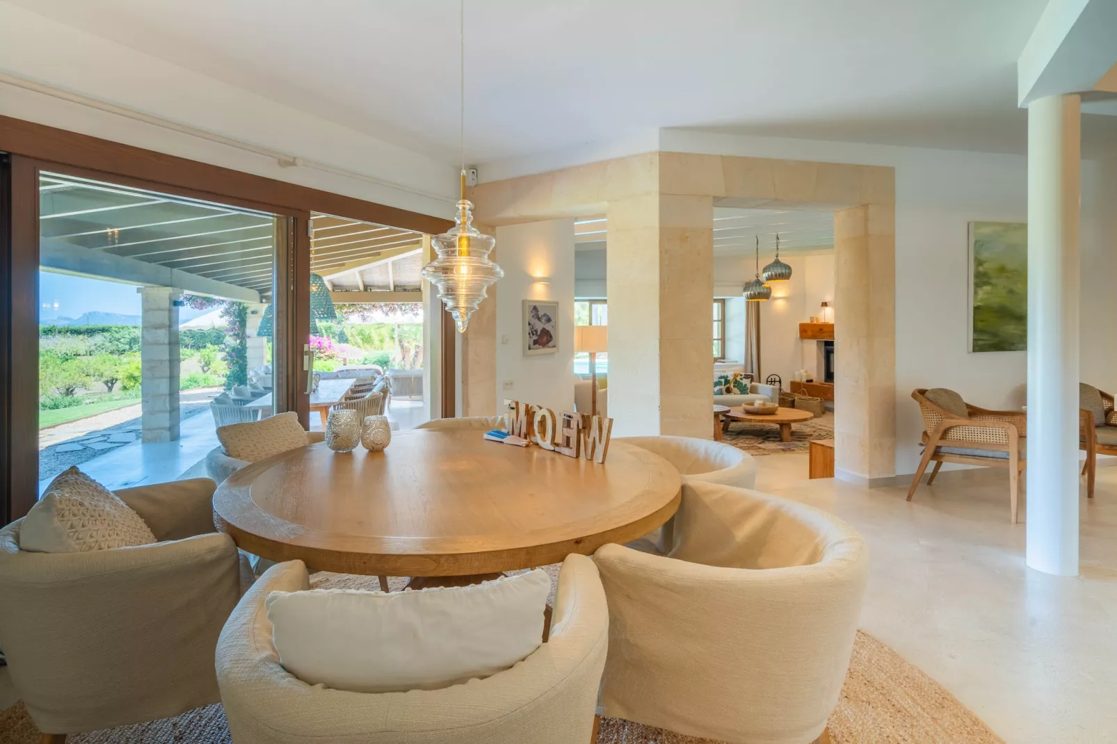 Peroia, Villa 5StarsHome Mallorca-Eetkamer
