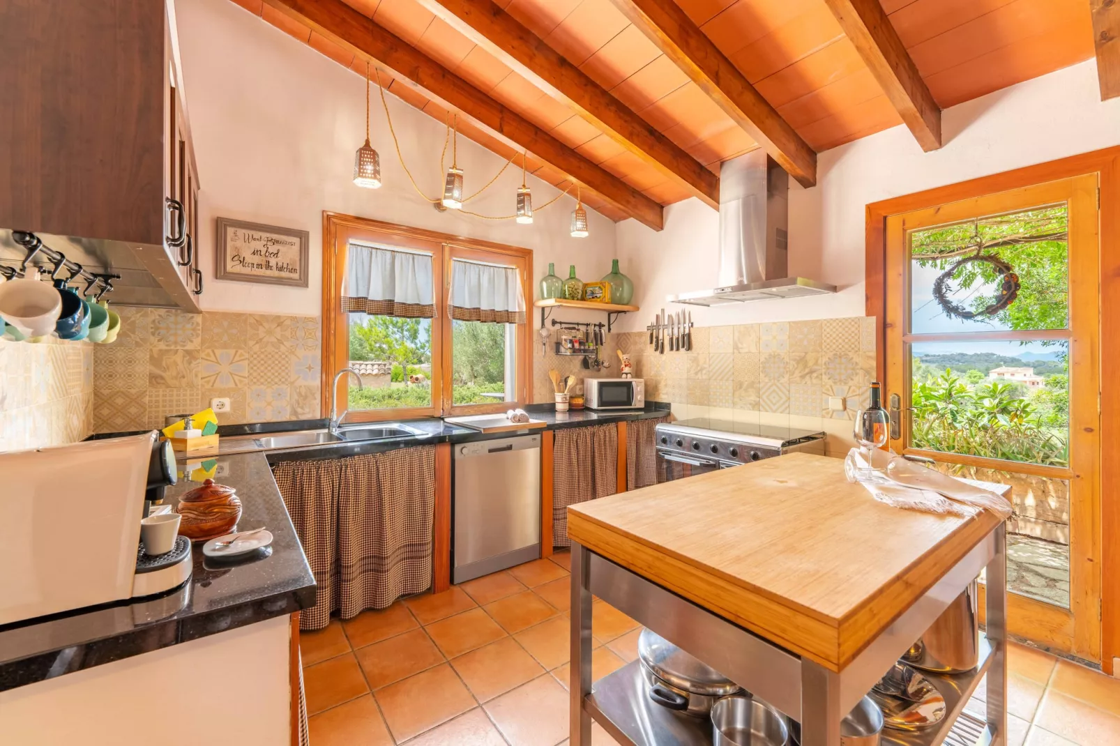 Issamar, Finca 5StarsHome Mallorca-Keuken