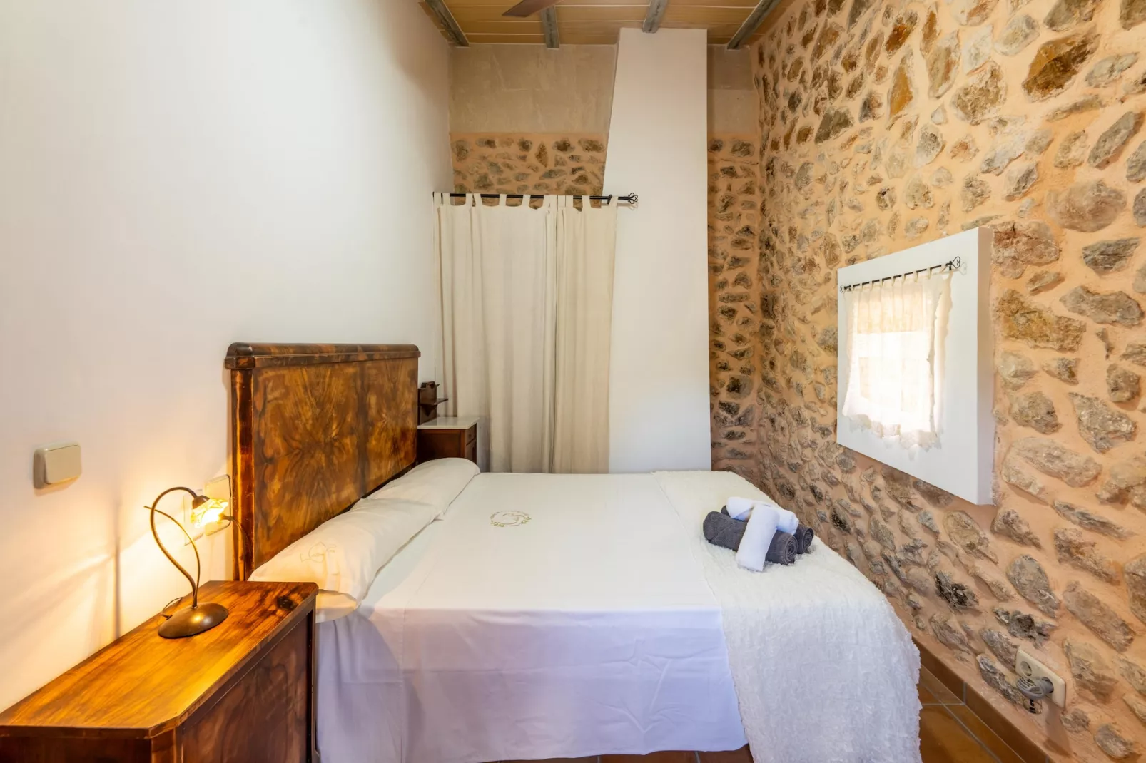Issamar, Finca 5StarsHome Mallorca-Slaapkamer