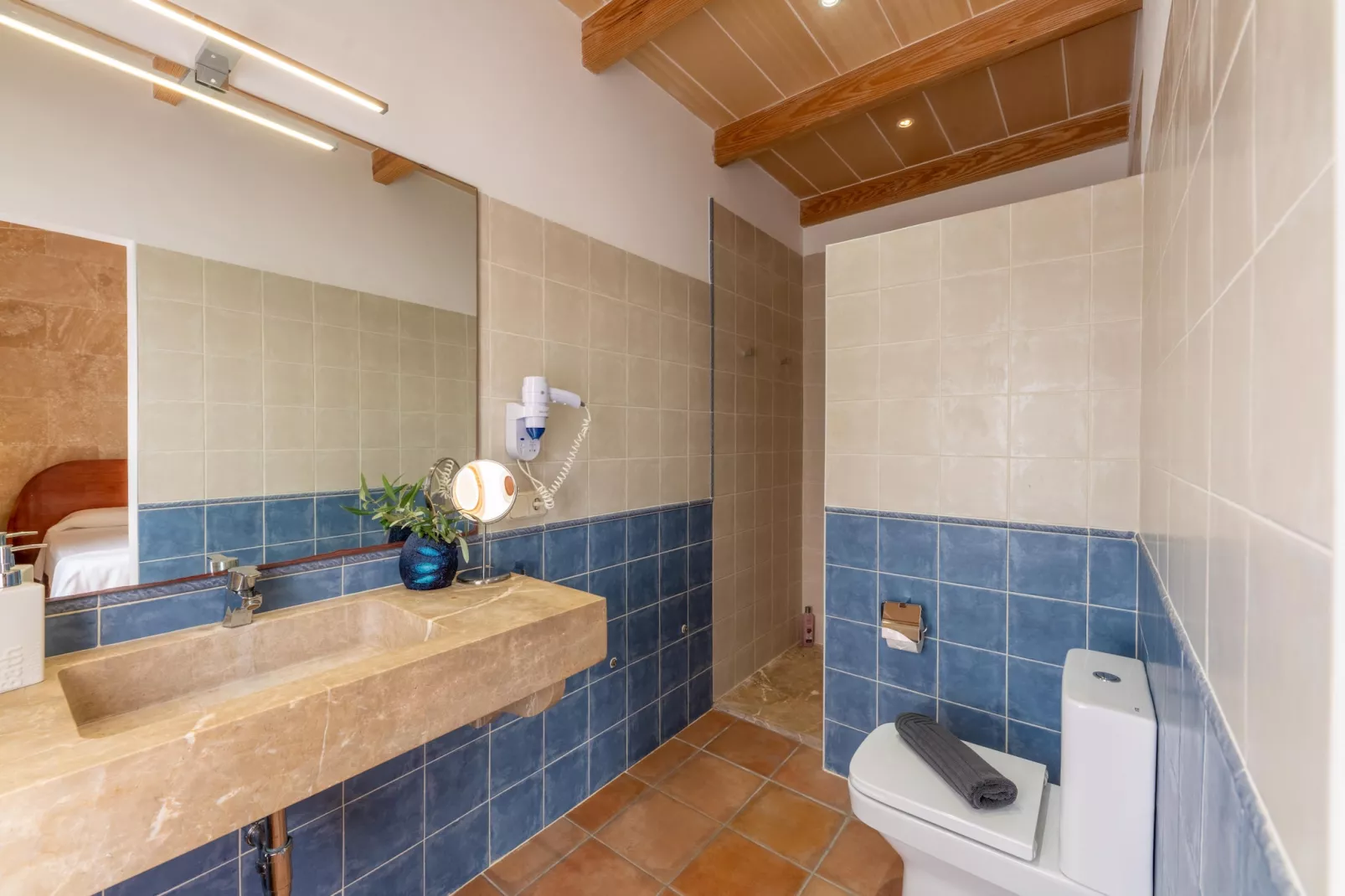 Issamar, Finca 5StarsHome Mallorca-Badkamer