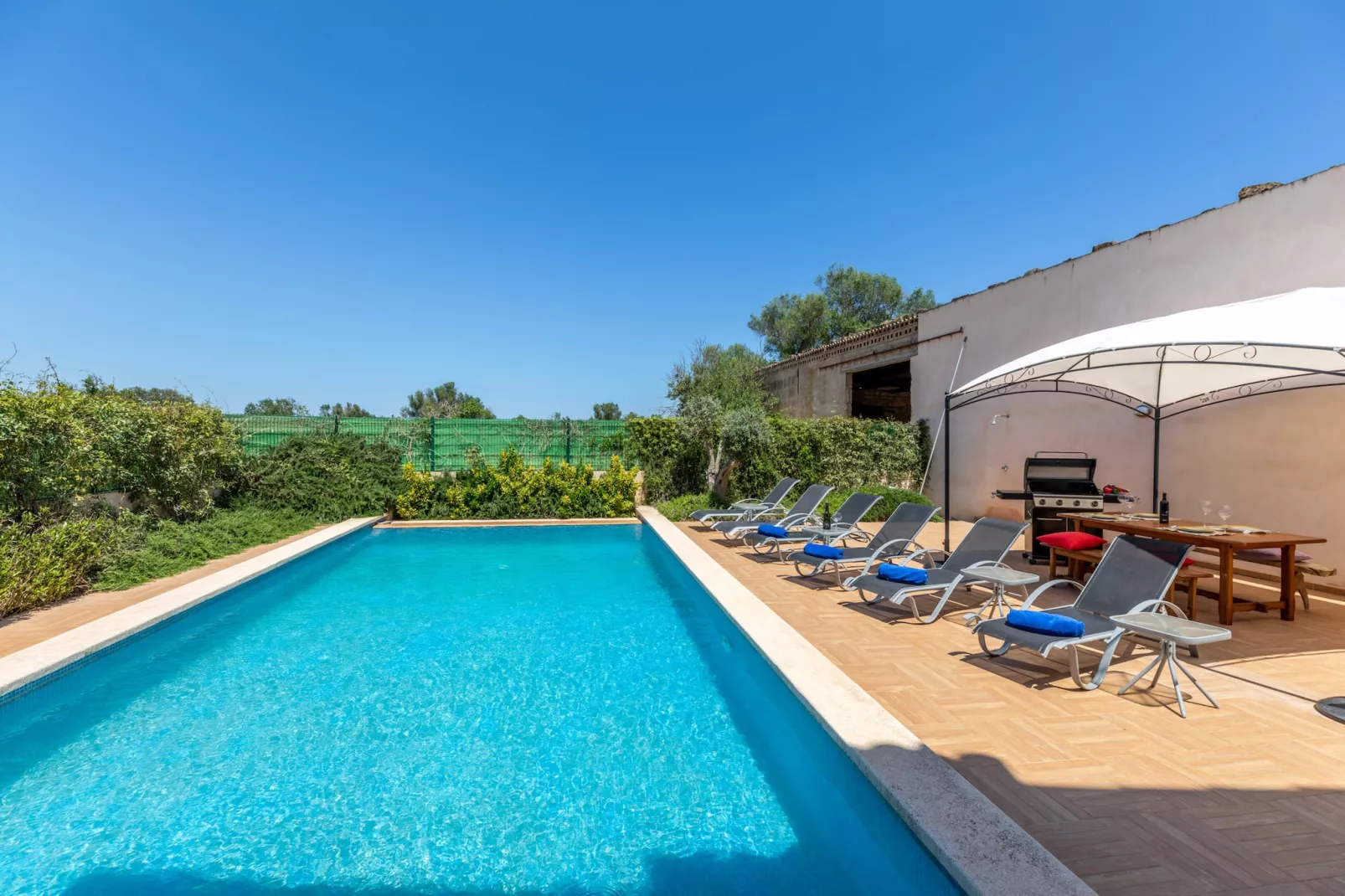 Guesber, Finca 5StarsHome Mallorca-Zwembad
