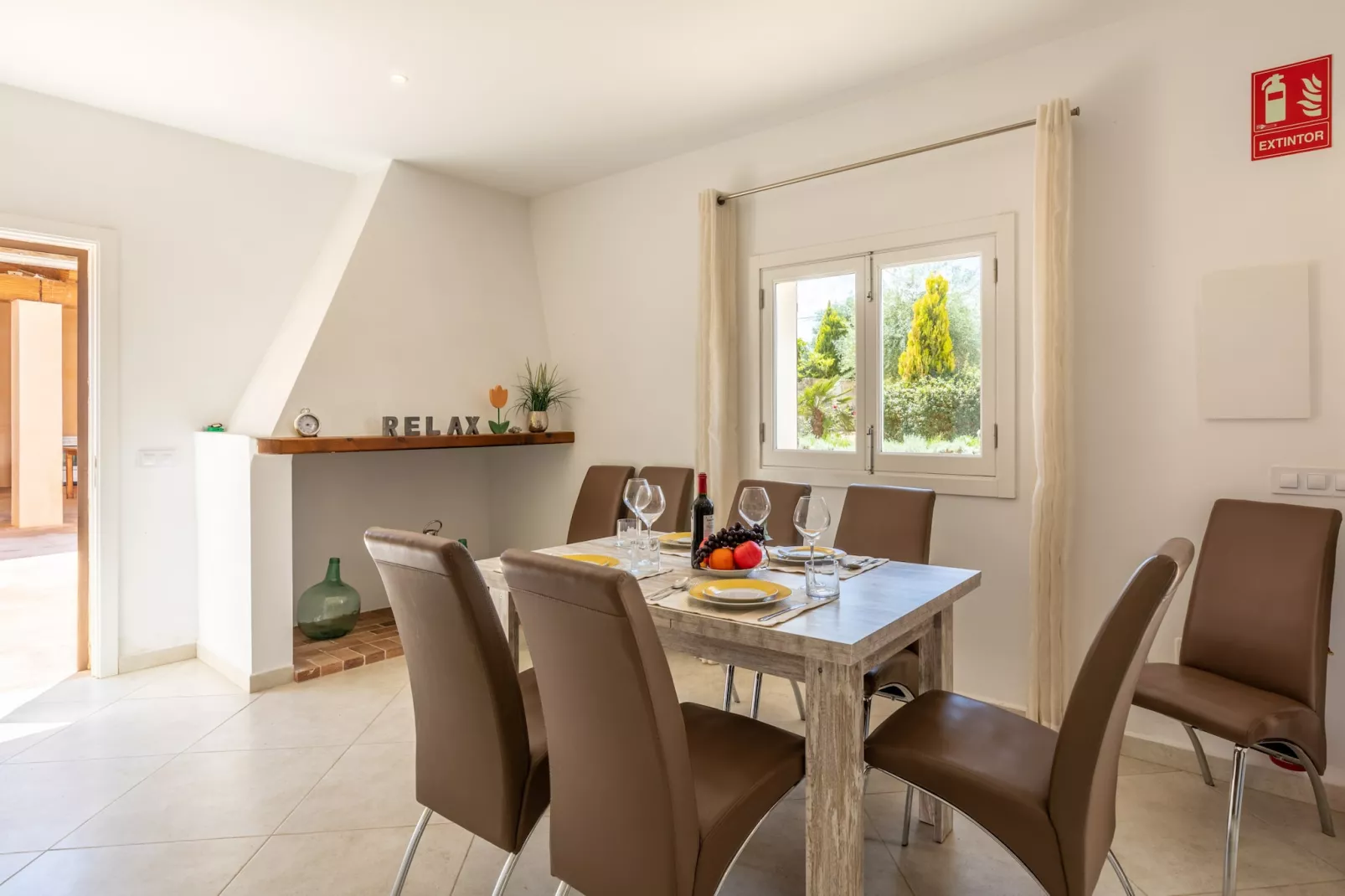 Guesber, Finca 5StarsHome Mallorca-Woonkamer