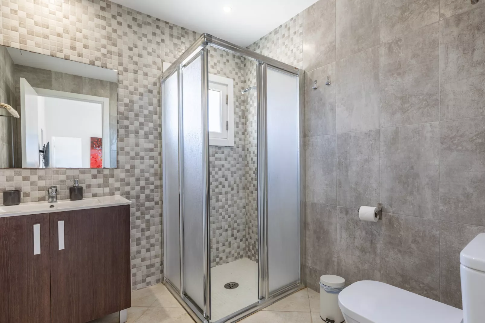 Guesber, Finca 5StarsHome Mallorca-Badkamer