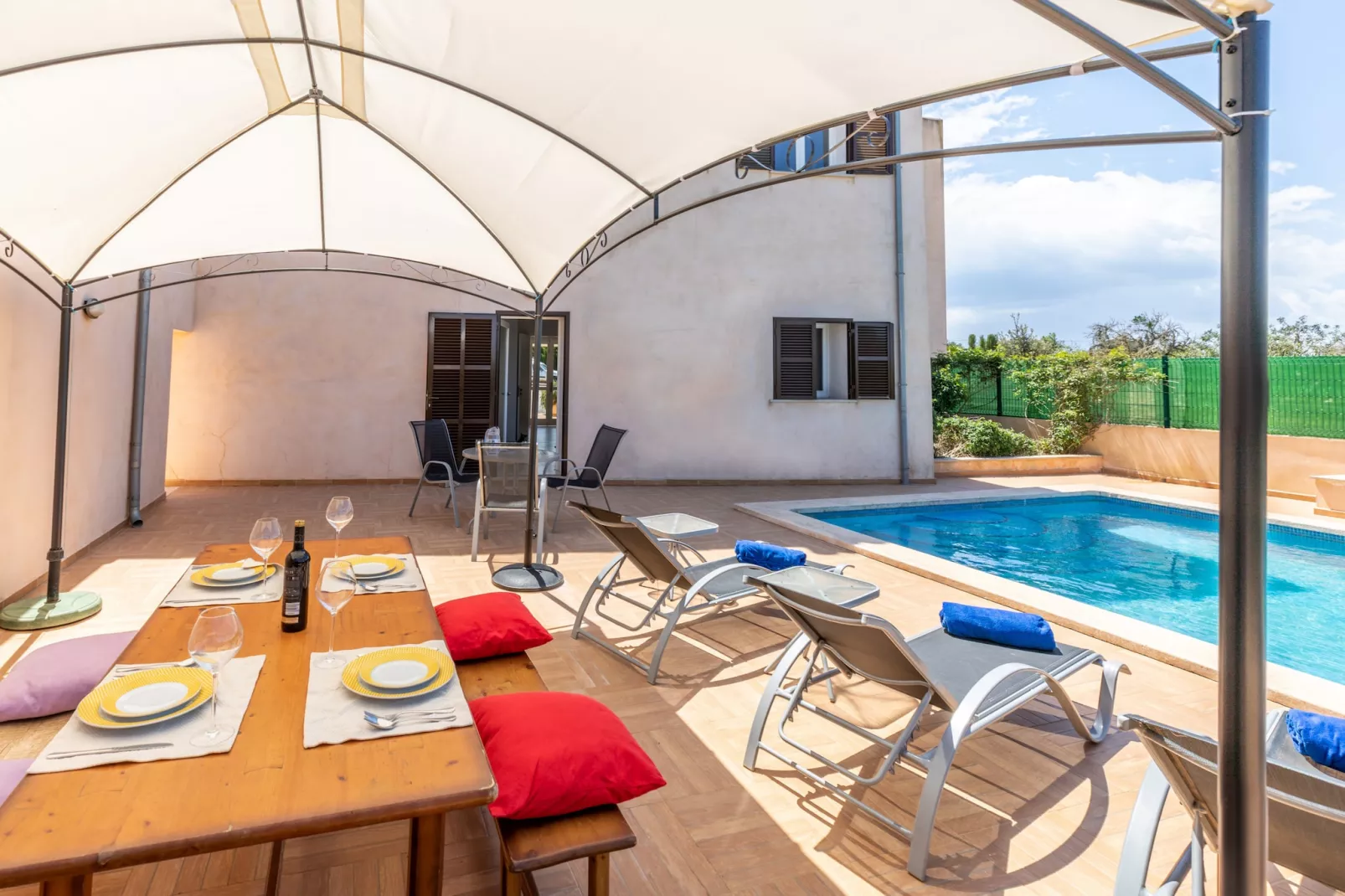 Guesber, Finca 5StarsHome Mallorca-Terras