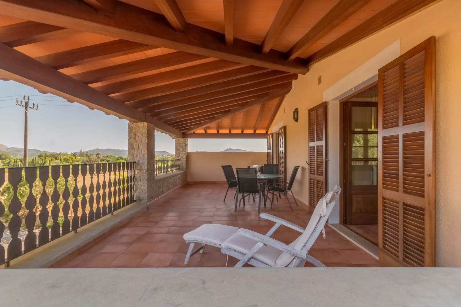 Buitre negro, Finca 5StarsHome Mallorca-Terras