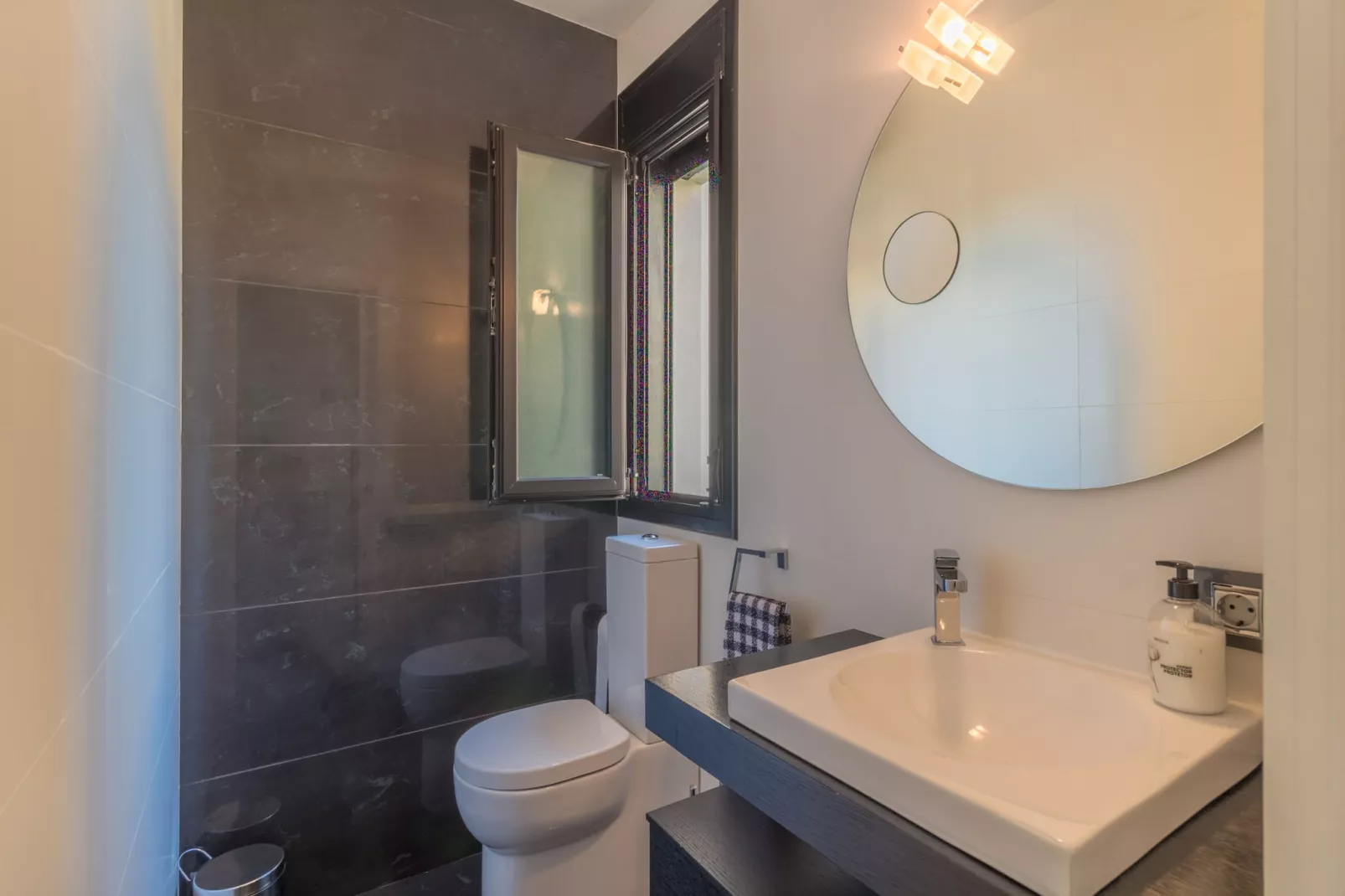 La Primera Brisa, Villa 5StarsHome Mallorca-Badkamer