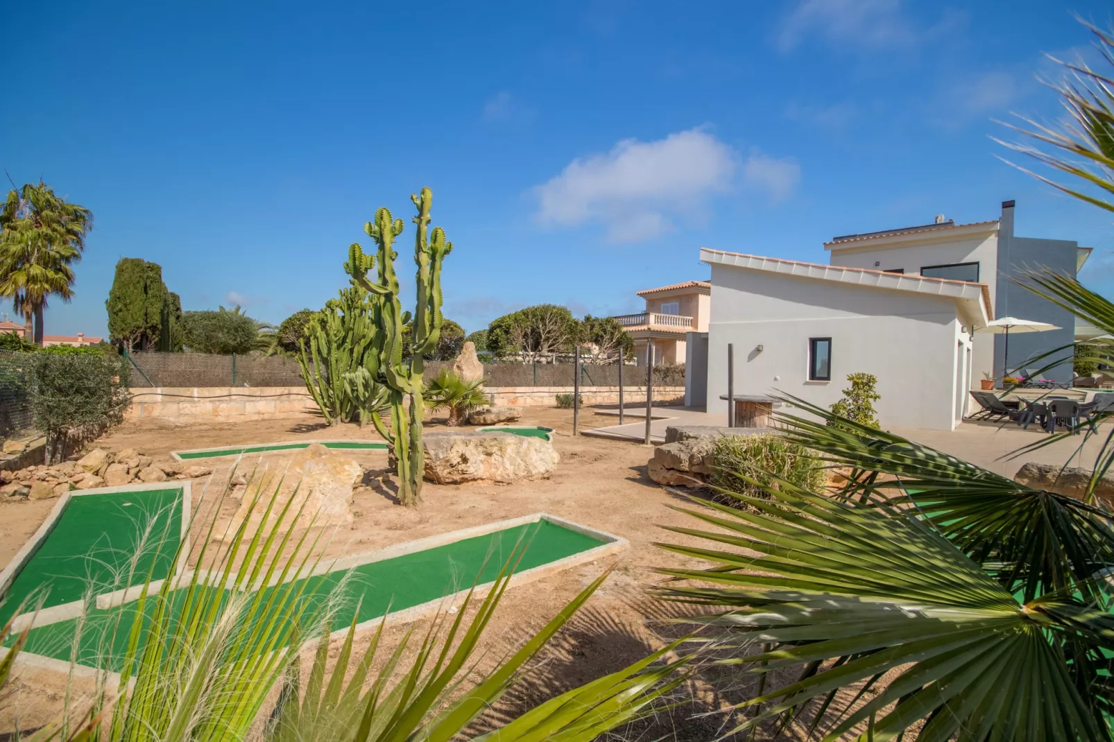 La Primera Brisa, Villa 5StarsHome Mallorca-Tuinen zomer