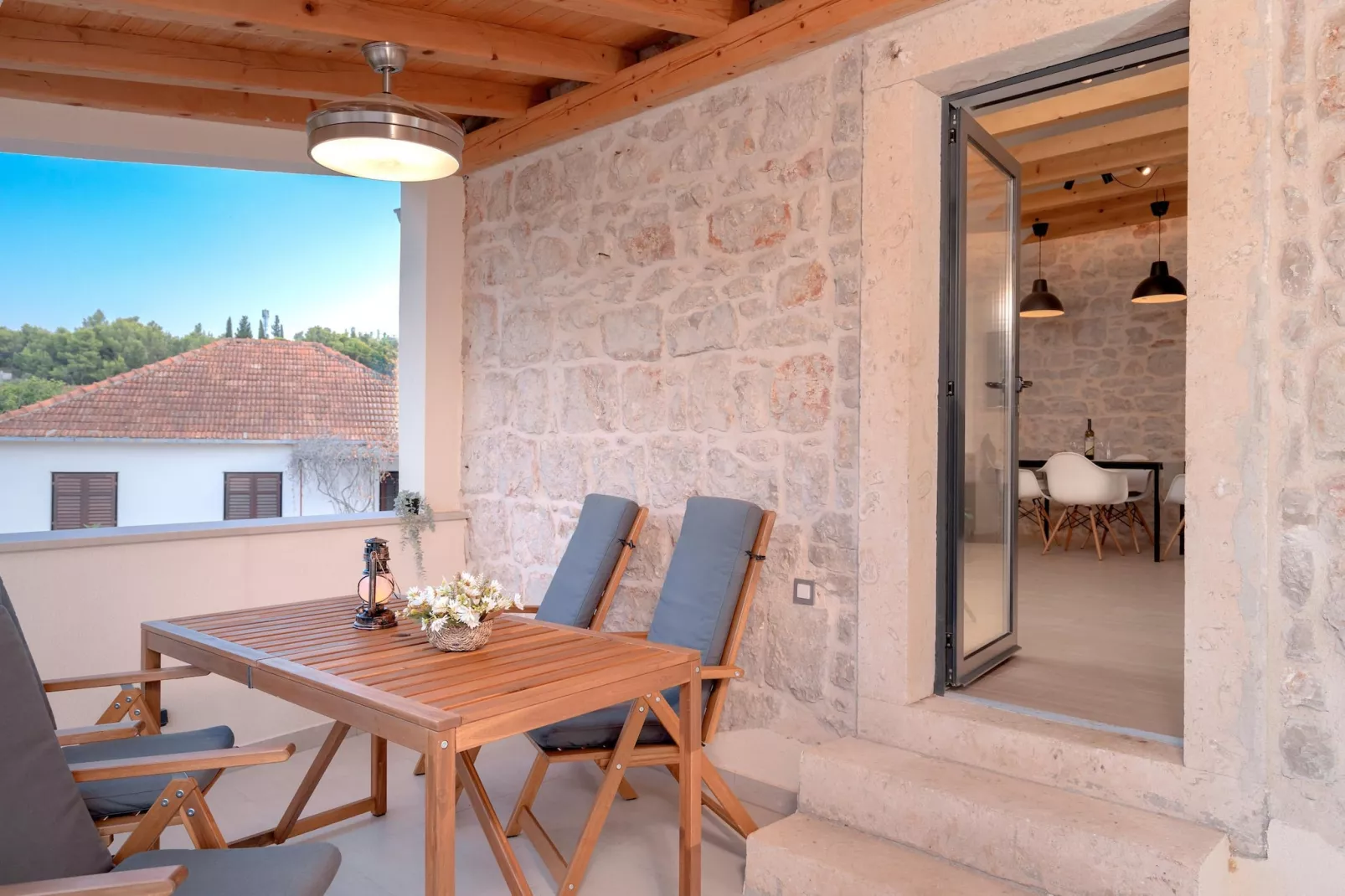 Villa Panoramic Retreat-Terrasbalkon