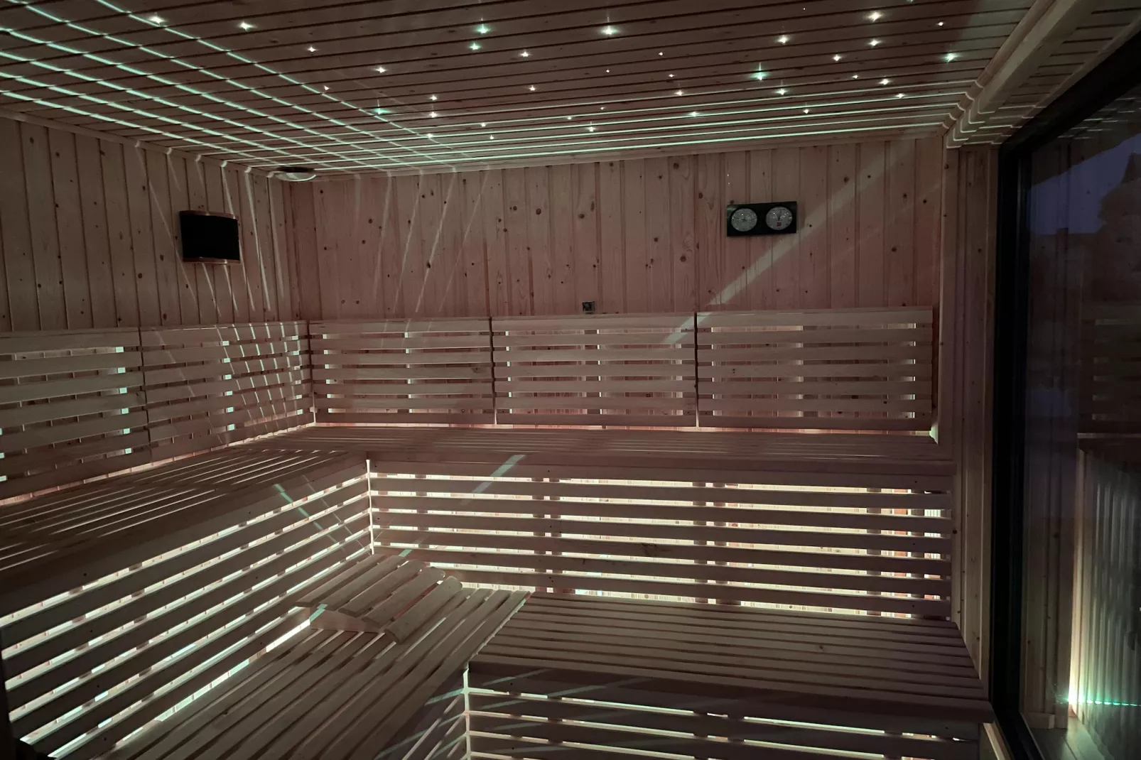 Domki wakacyjne PREMIUM PLUS dla 7 osób Sianożęty-Sauna