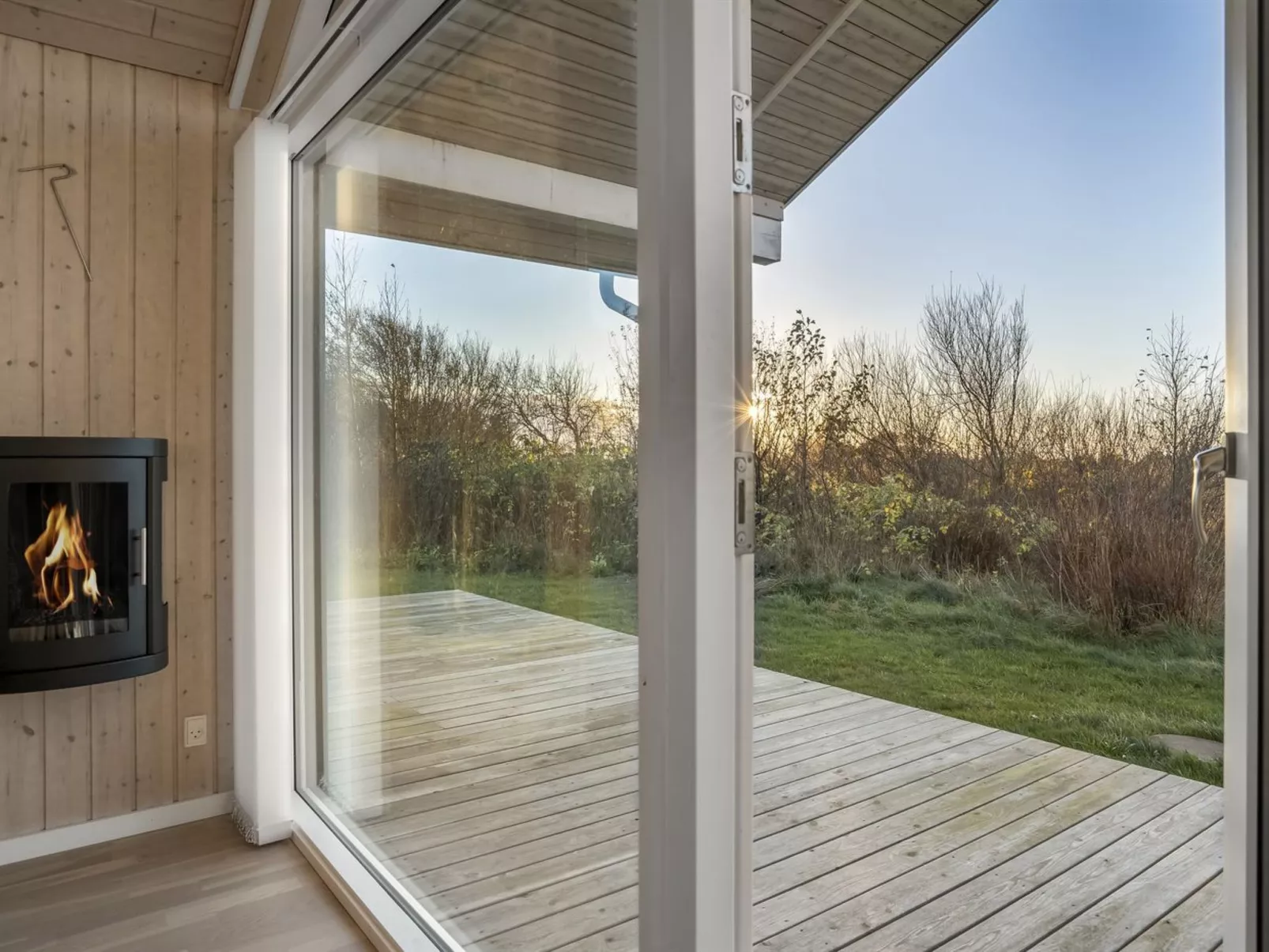 "Ilya" - 1.7km from the sea-Buiten