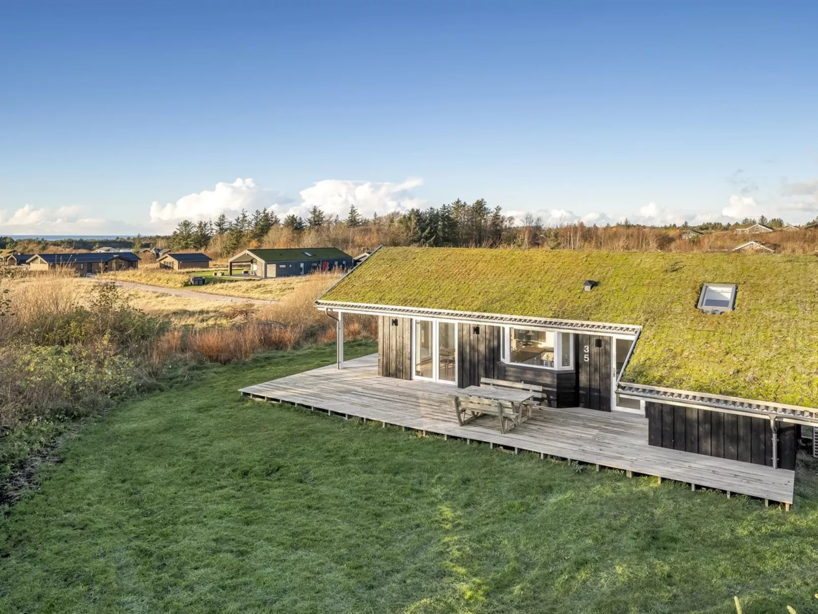 "Ilya" - 1.7km from the sea-Buiten