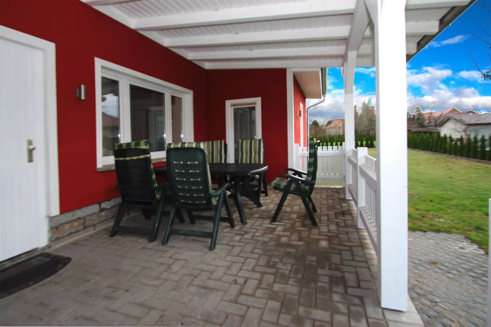 Bungalow in Senftenberg-Terrasbalkon