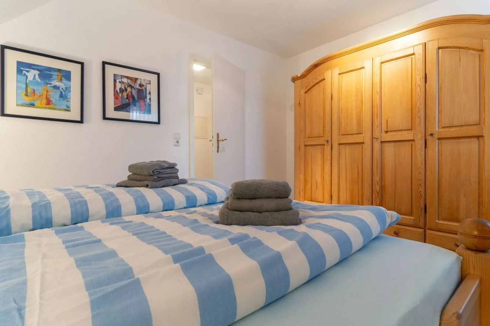 Haus Deichsfenne - Wohnung 4 / 4 Personen-Slaapkamer