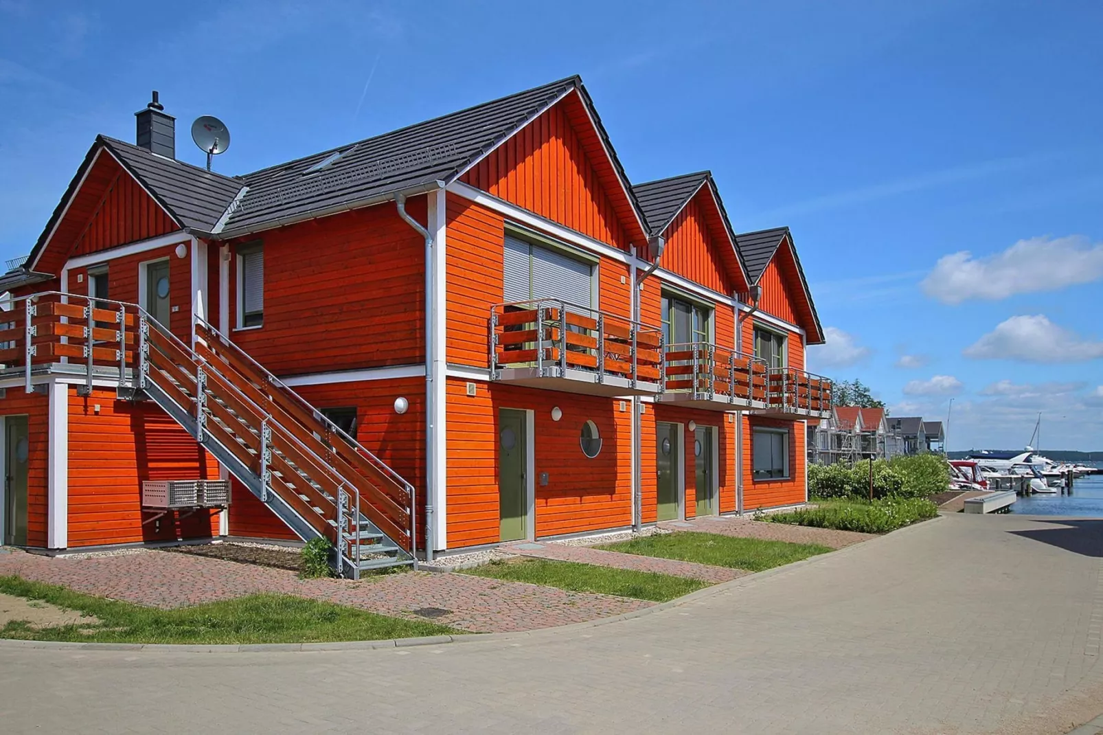 Appartementhaus Leuchtturm / Fewo OG 72 qm-Buitenkant zomer