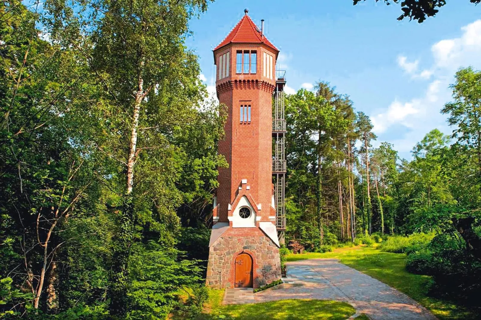 Wasserturm 75 qm-Gebieden zomer 1km