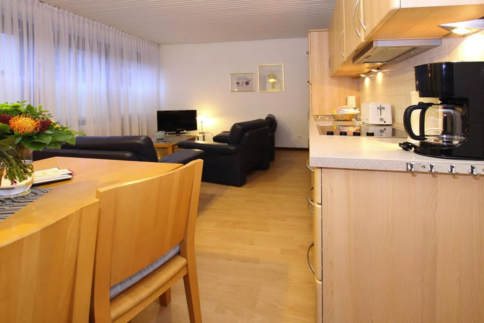 Apartementhaus Helene Wohnung 2 - Westerland-Eetkamer