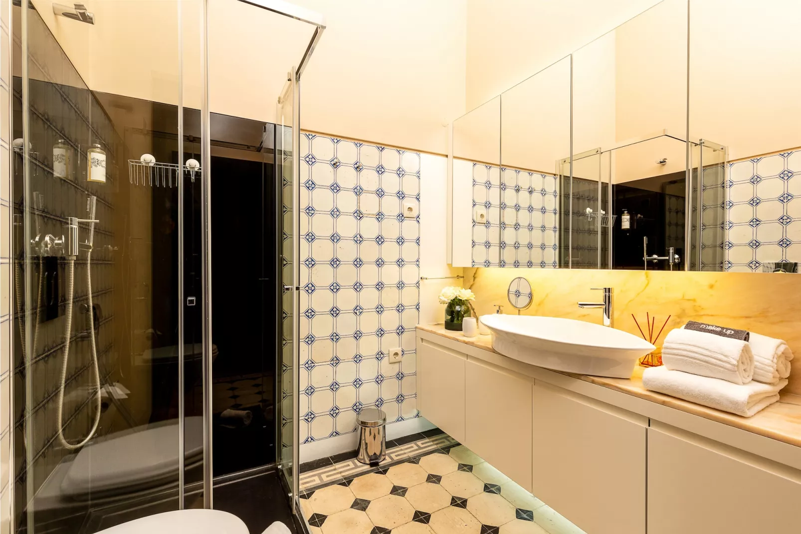 YOUROPO - Bolhão 3A-Badkamer