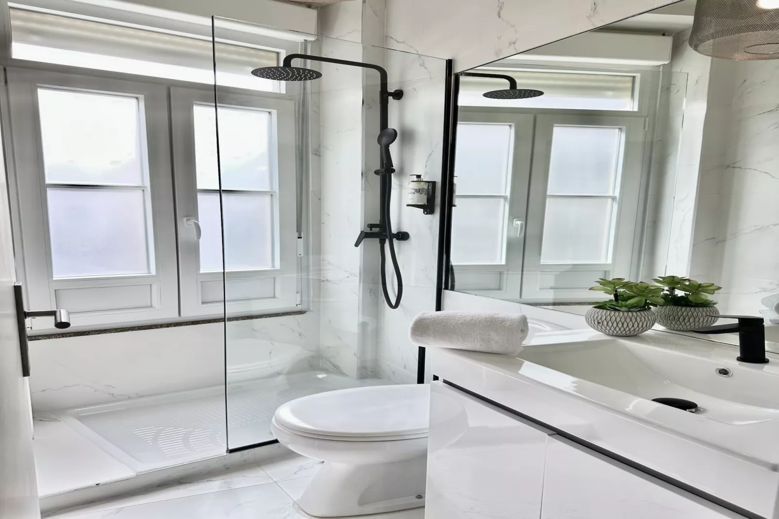 YOUROPO - Capela 1-Badkamer
