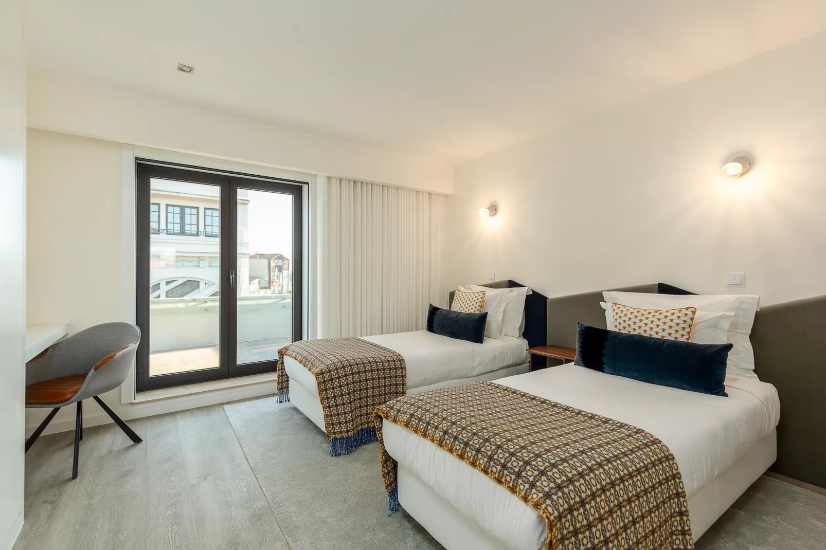 YOUROPO - Central-Slaapkamer