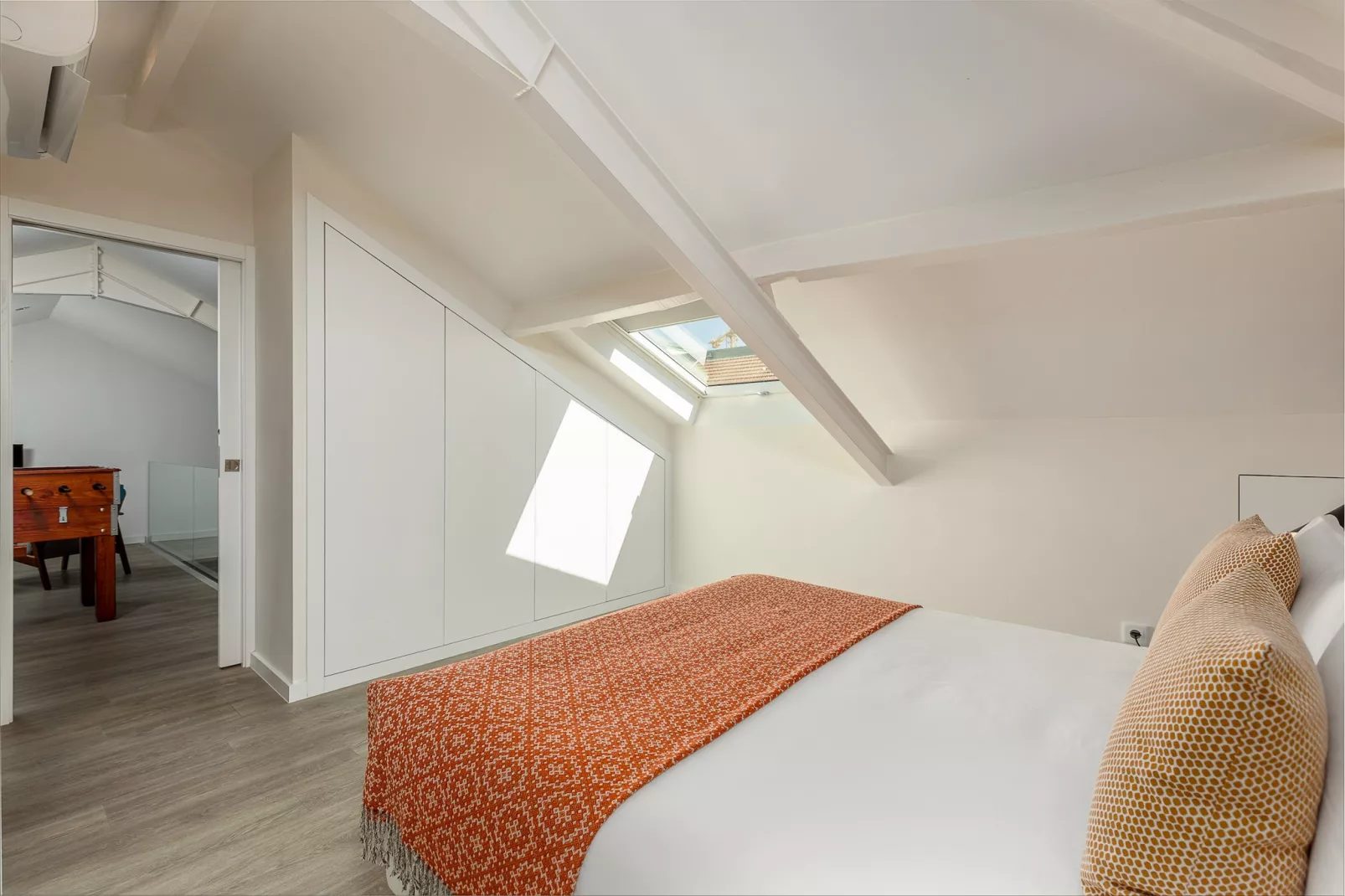 YOUROPO - Central-Slaapkamer
