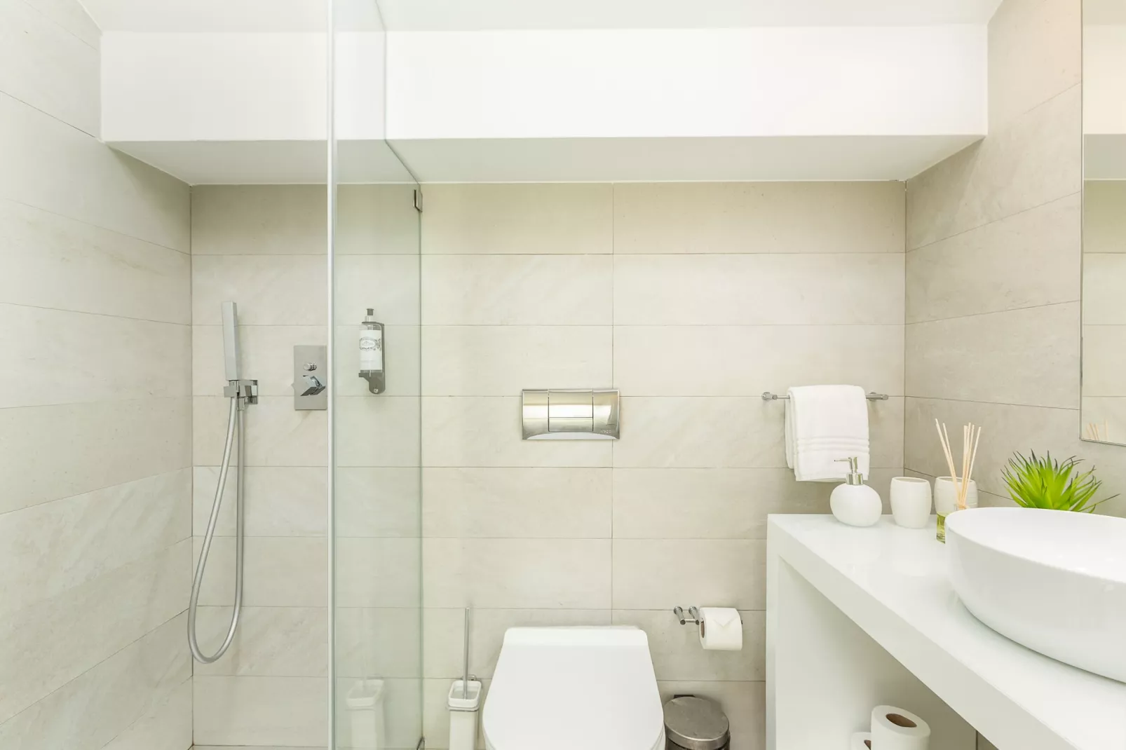 YOUROPO - Central-Badkamer