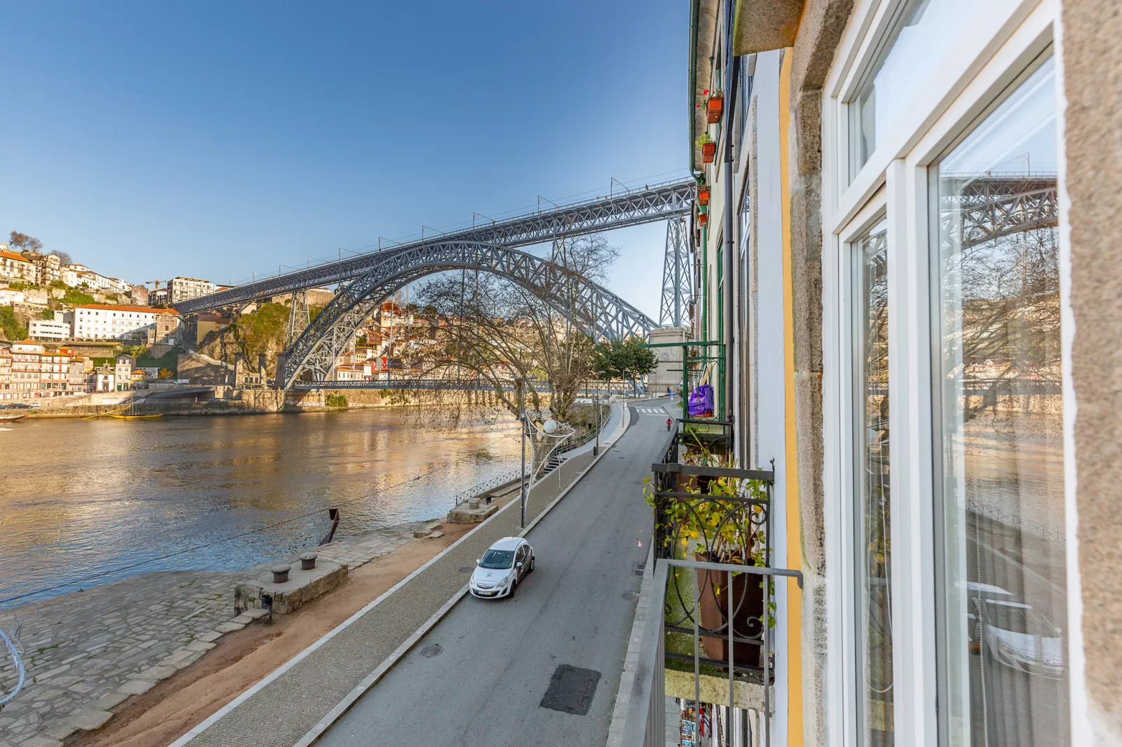 YOUROPO - Ribeira Gaia 2-Uitzicht zomer
