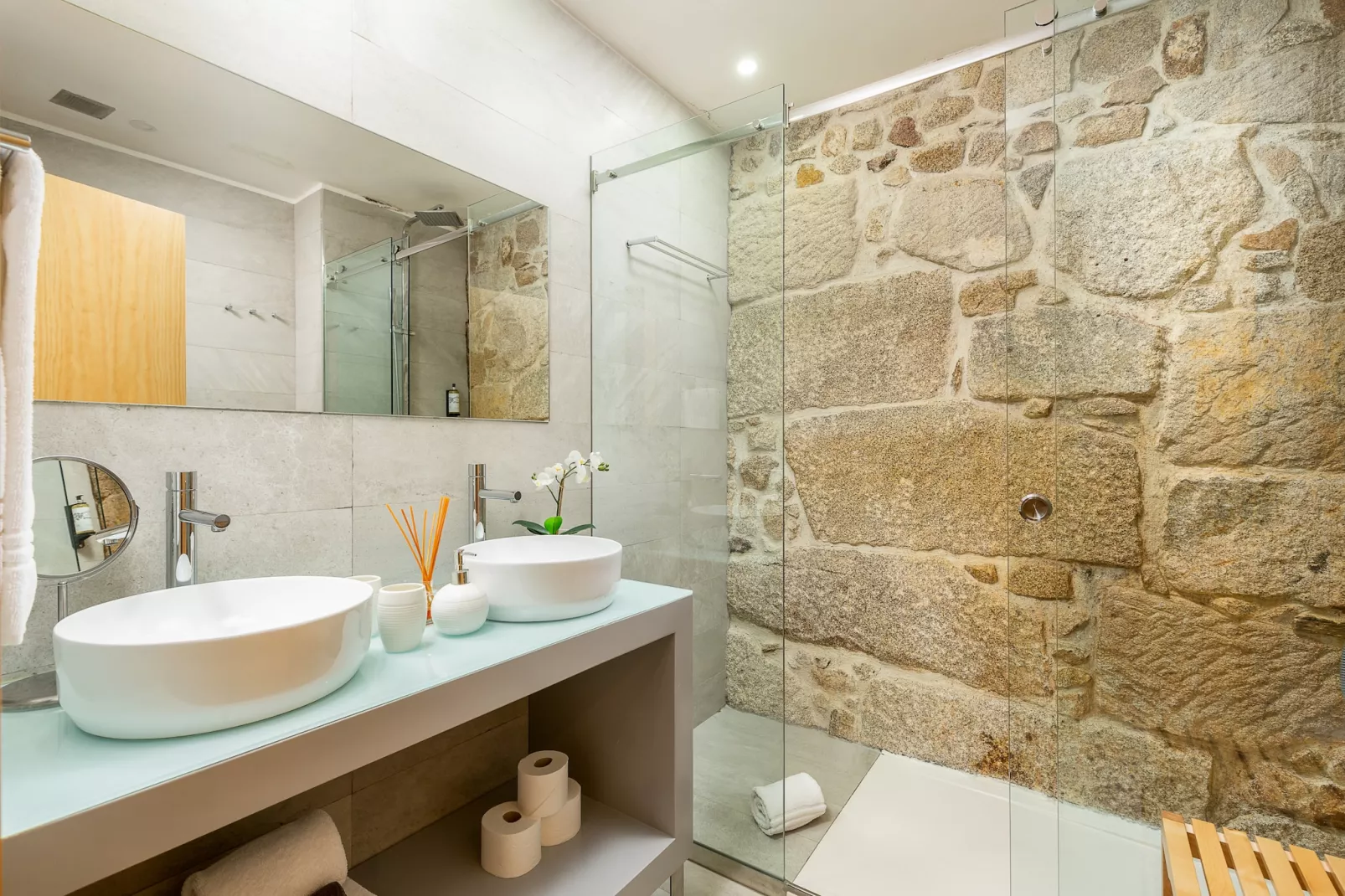 YOUROPO - Ribeira Gaia 2-Badkamer