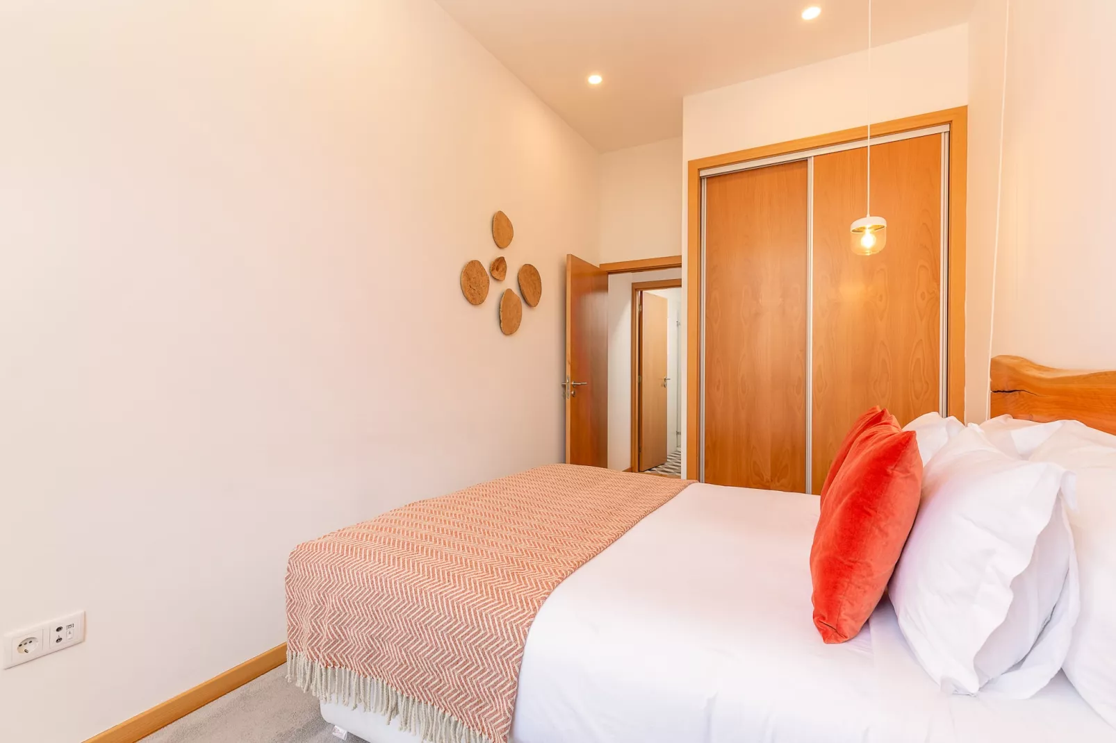 YOUROPO - Cosy 3-Slaapkamer