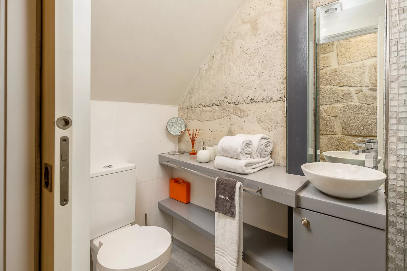 YOUROPO - Ribeira Porto 1-Badkamer