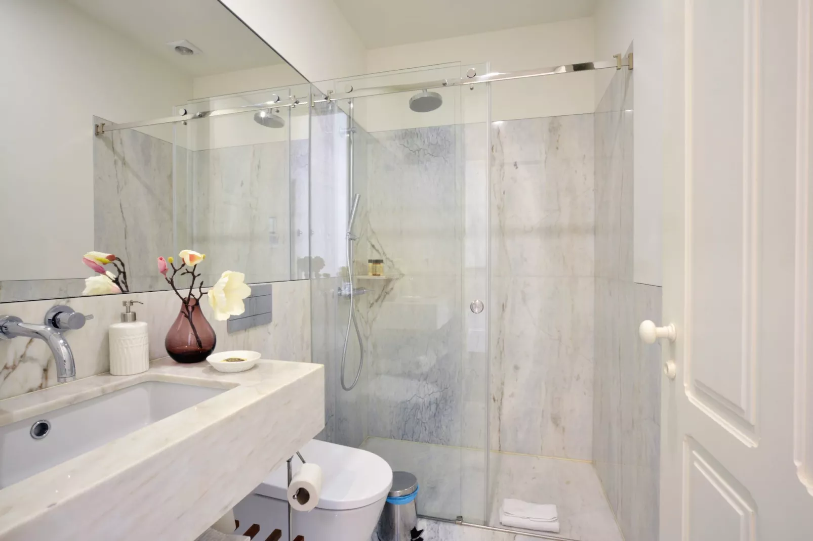 YOUROPO - Market 1B-Badkamer