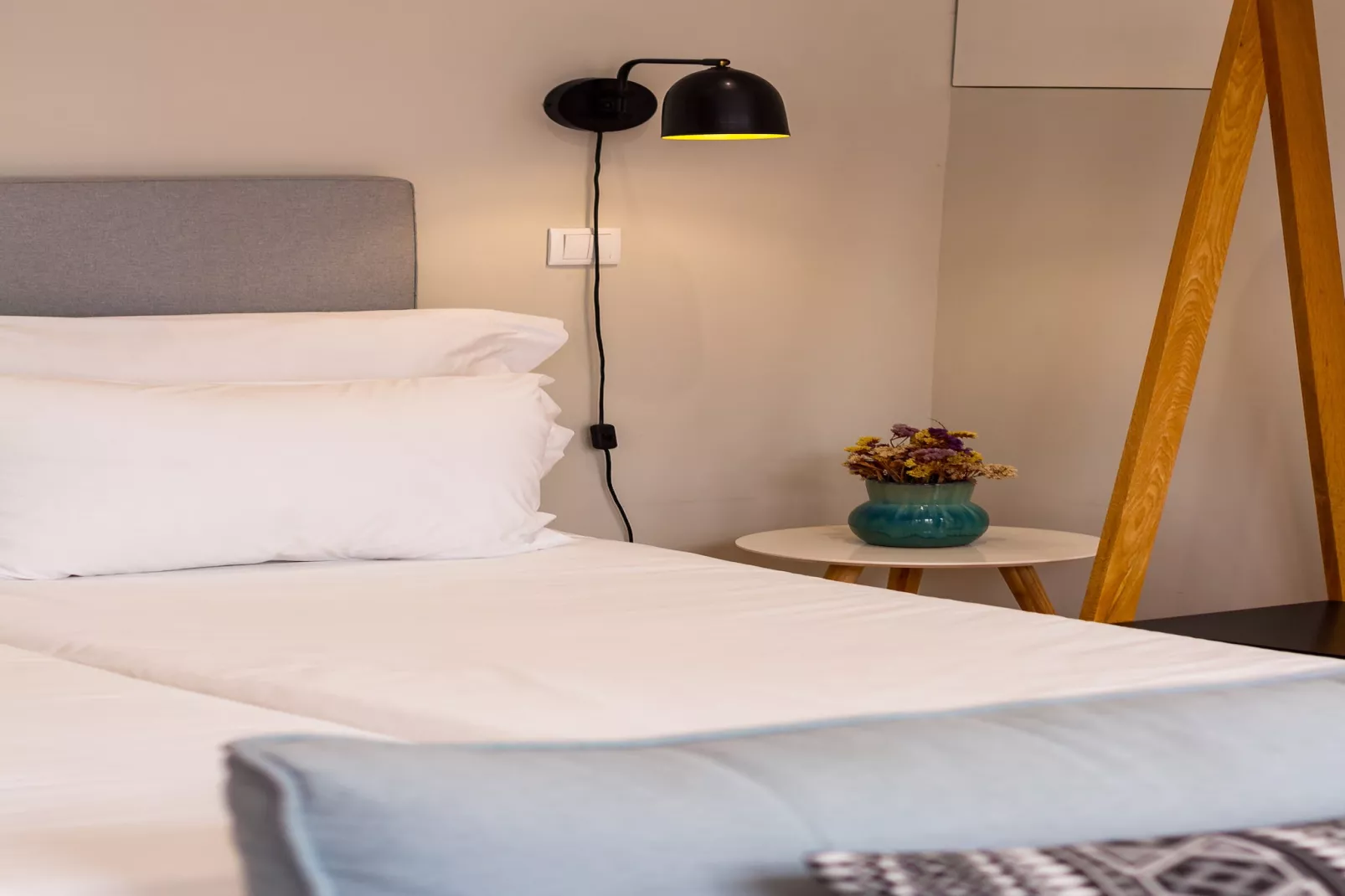 YOUROPO - City Center 2-Slaapkamer