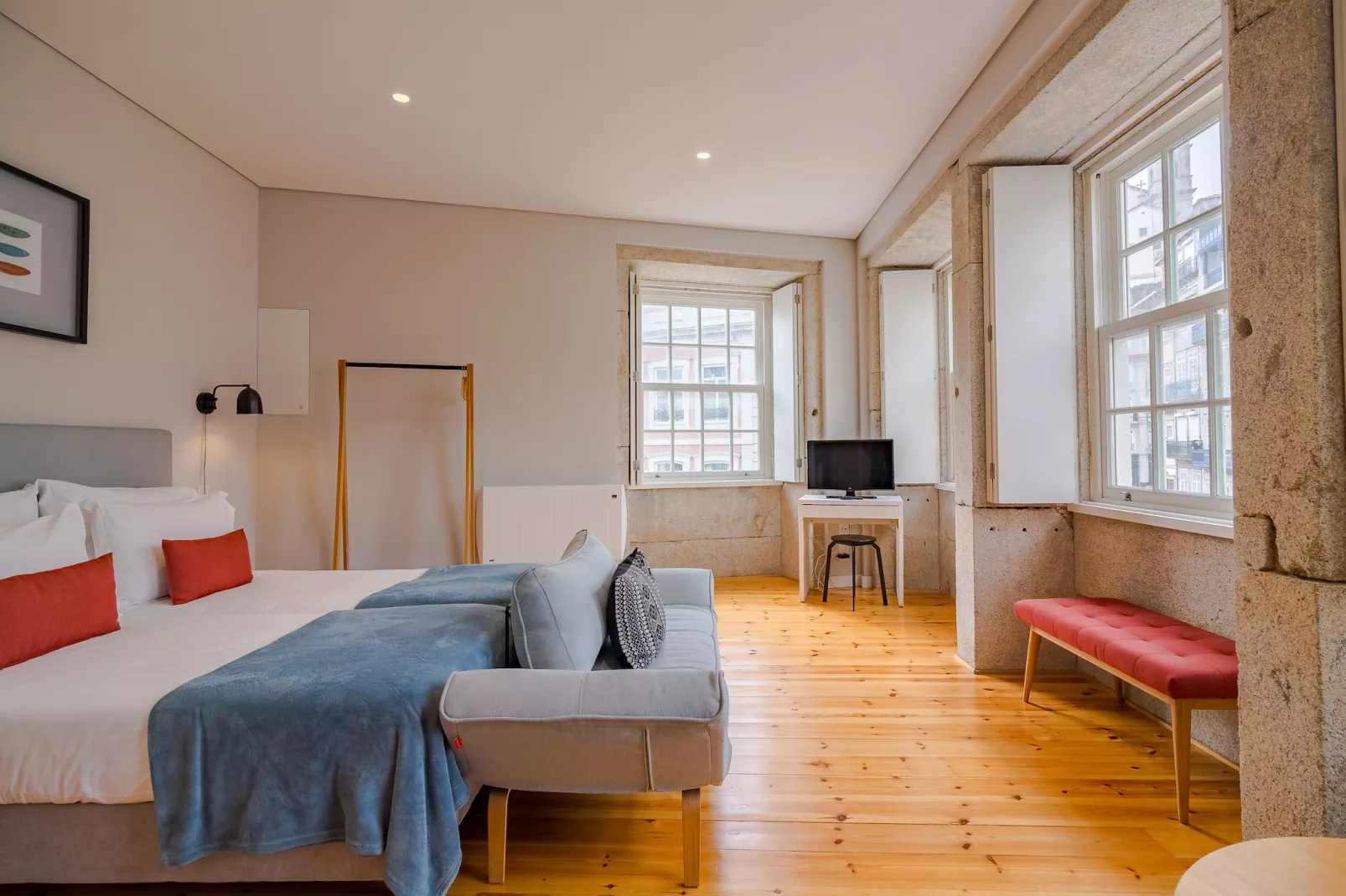 YOUROPO - City Center 3-Slaapkamer