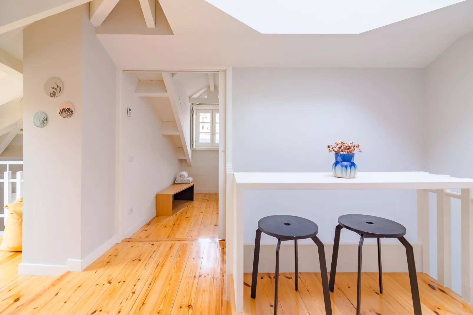 YOUROPO - City Center 5-Woonkamer