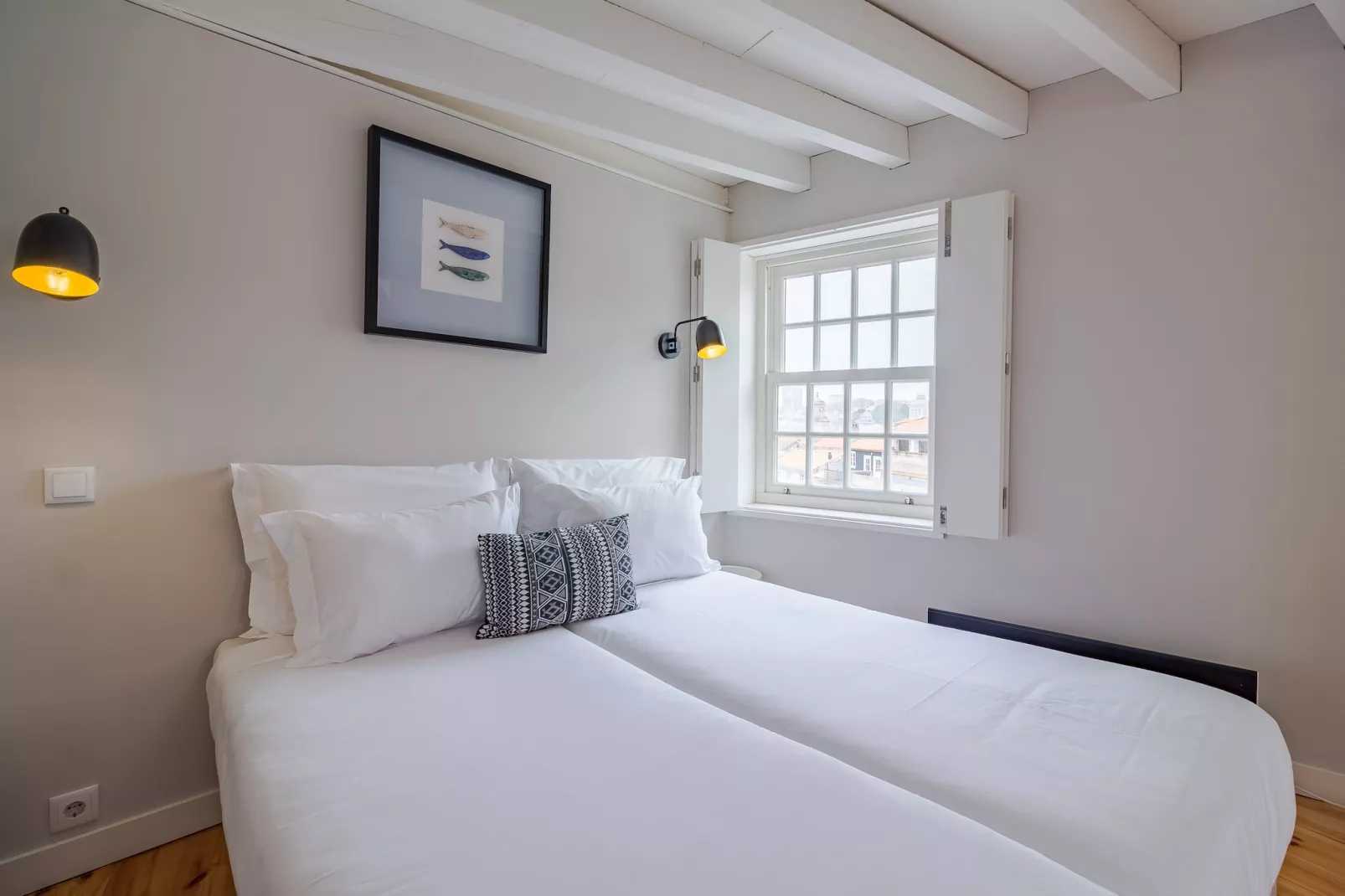 YOUROPO - City Center 5-Slaapkamer