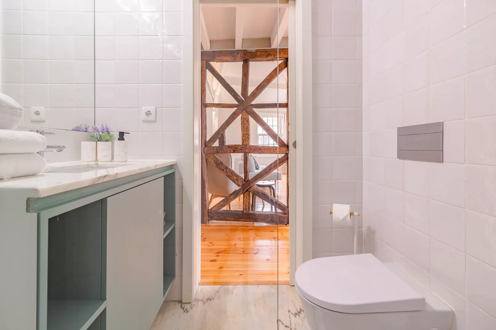 YOUROPO - City Center 5-Badkamer