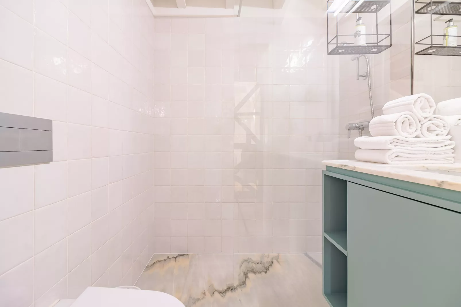 YOUROPO - City Center 5-Badkamer