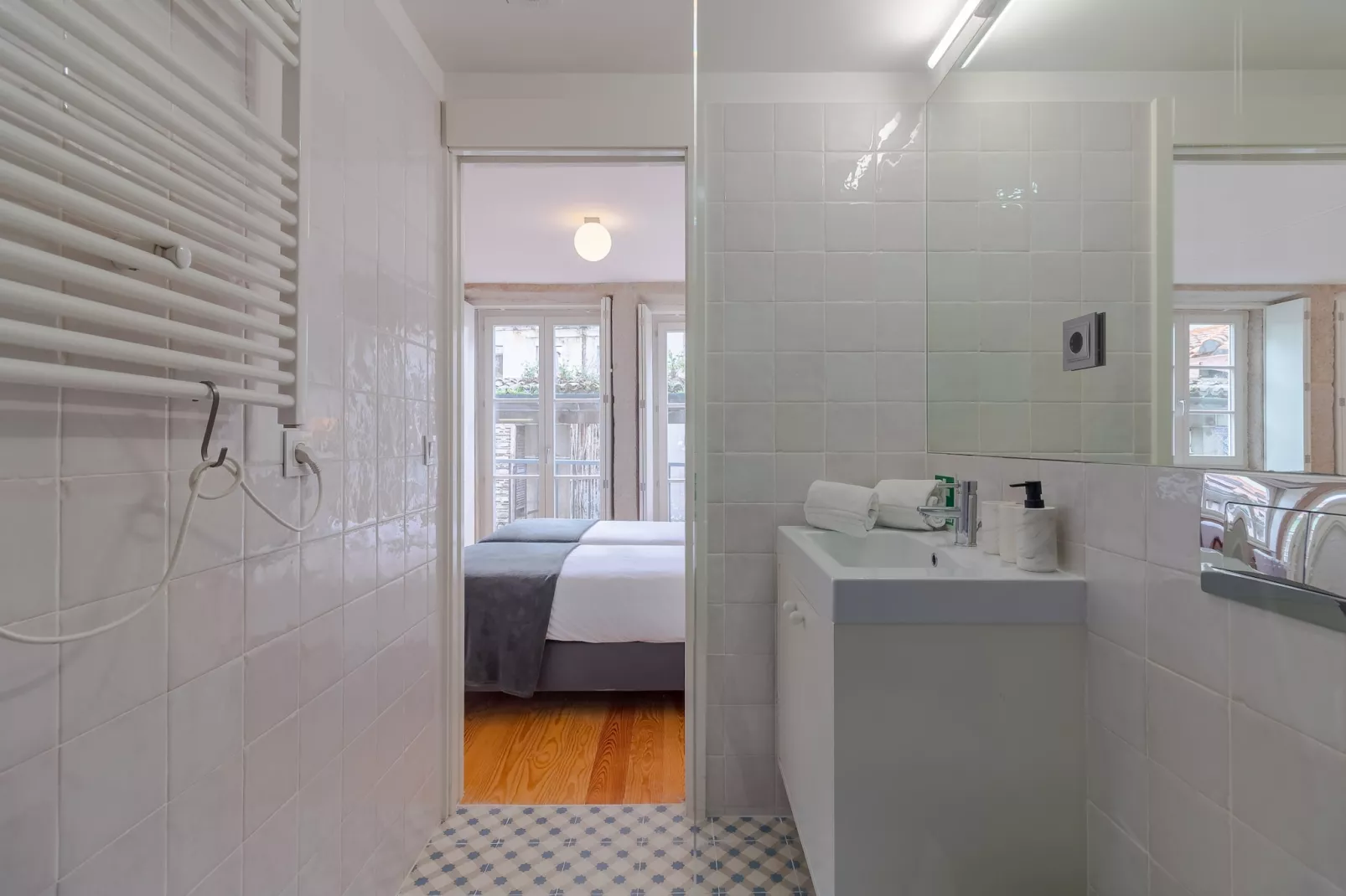 YOUROPO - The Tower 4T-Badkamer