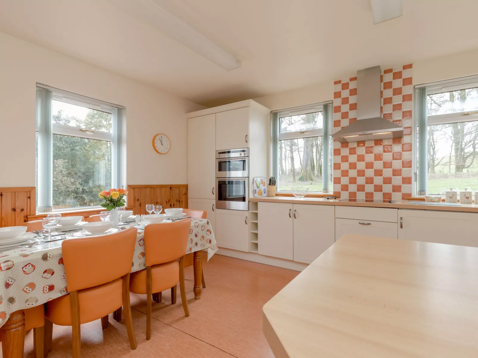 Doonans Cottage-Binnen