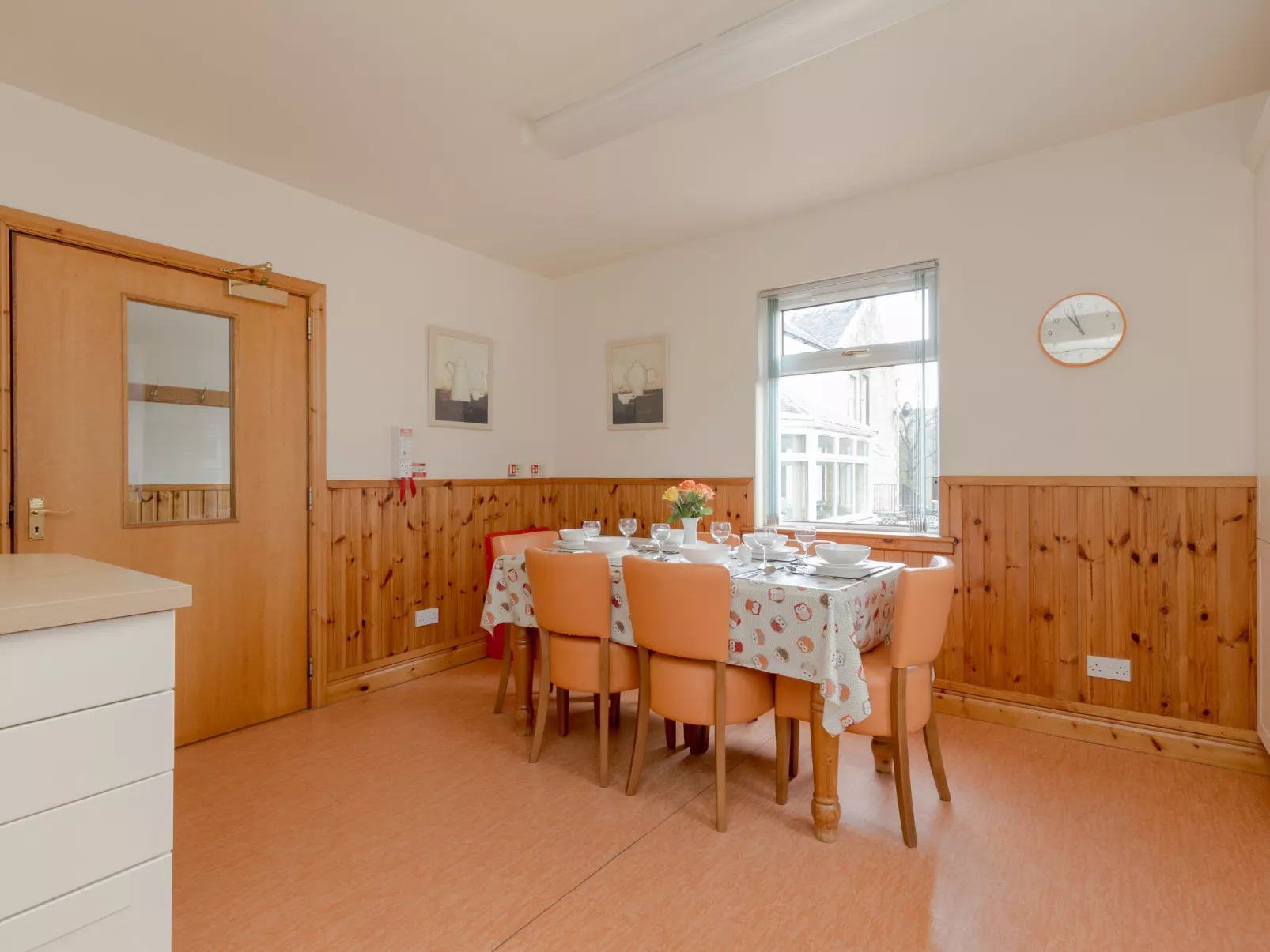 Doonans Cottage-Binnen