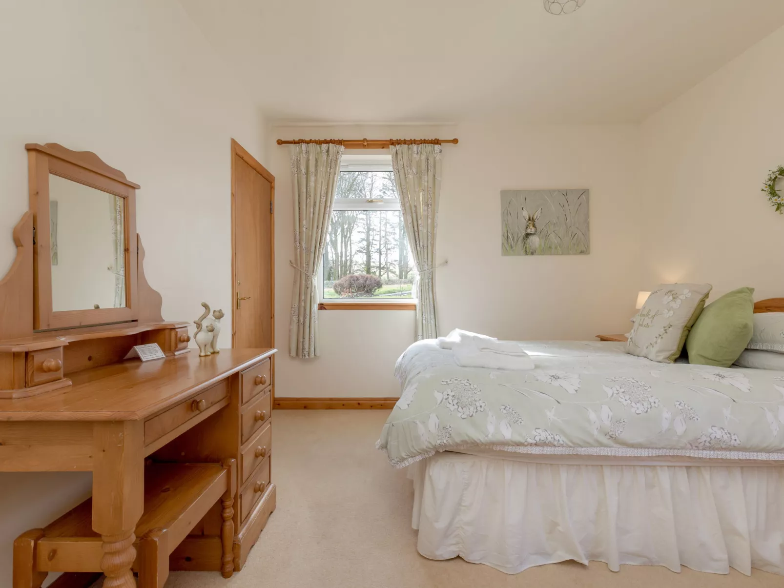 Doonans Cottage-Binnen
