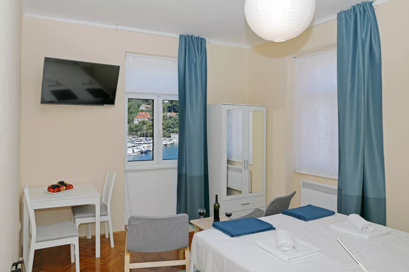 Studio O - Studio with Sea View (Stražičić)-Binnen