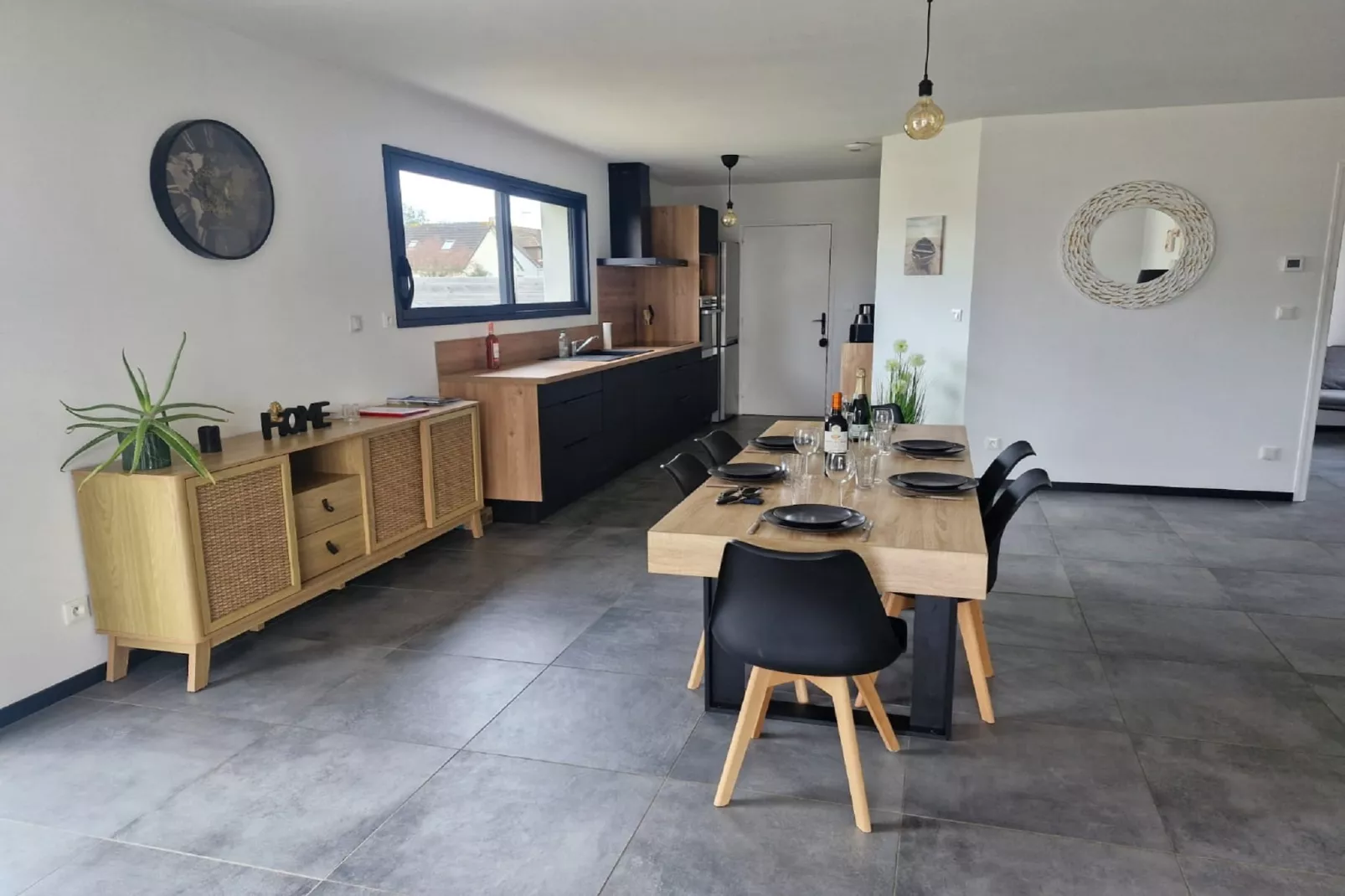 Maison près de la Plage Normande-Eetkamer
